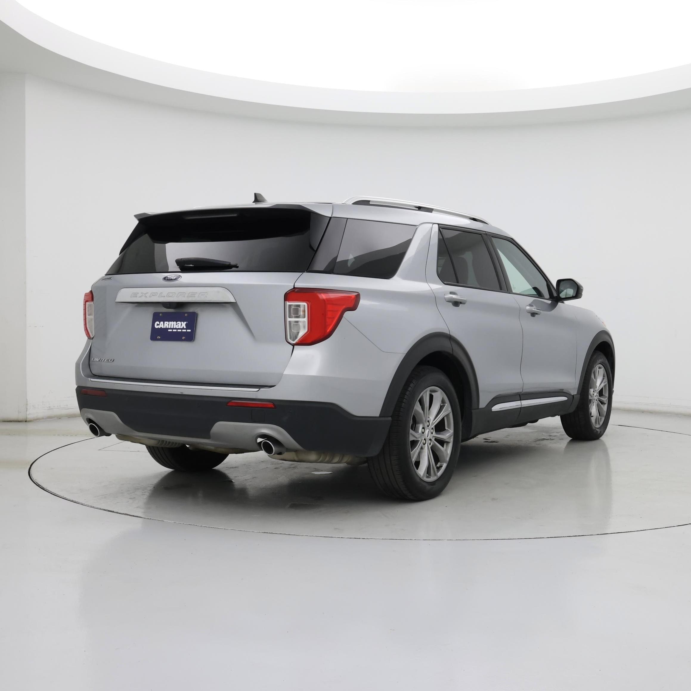 Thumbnail: 2023 Ford Explorer - 8