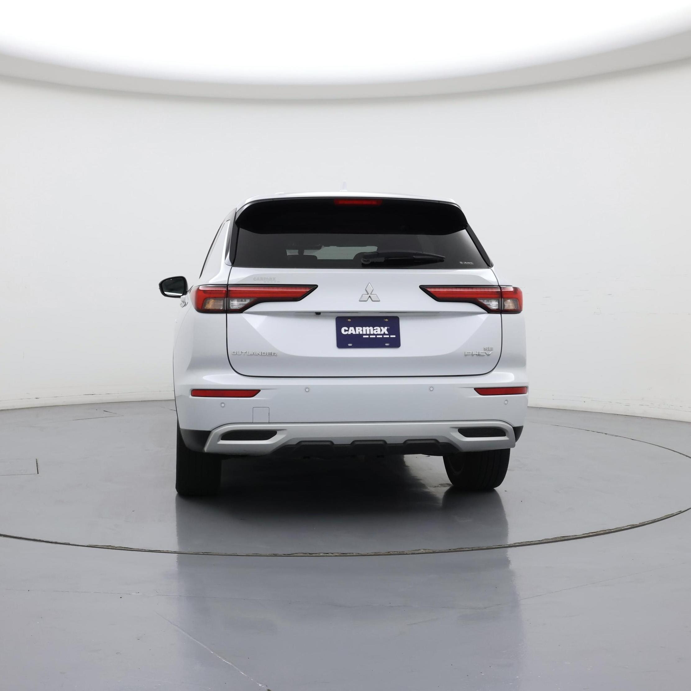 Thumbnail: 2023 Mitsubishi Outlander - 6