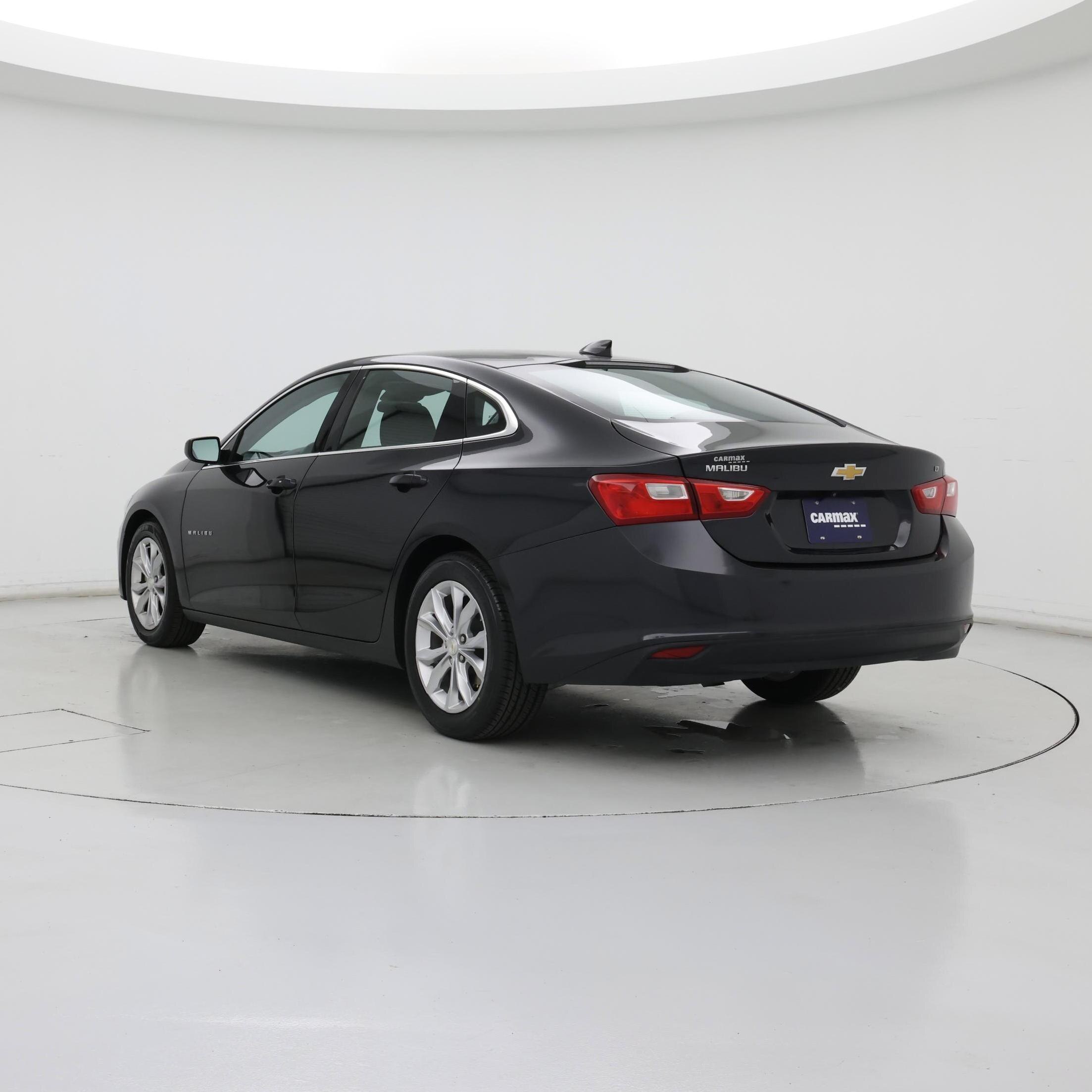 Thumbnail: 2023 Chevrolet Malibu - 2