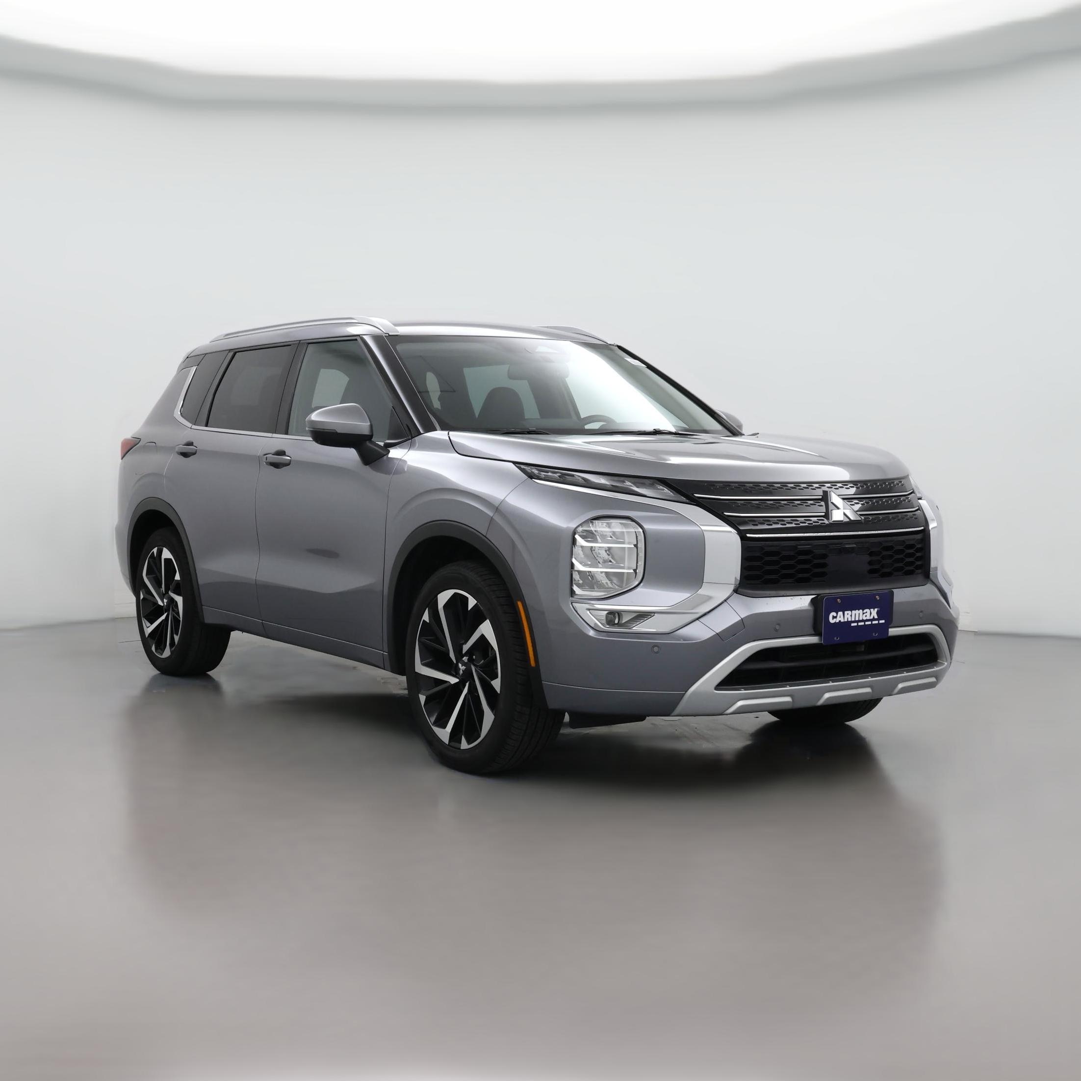 Thumbnail: 2022 Mitsubishi Outlander - 1