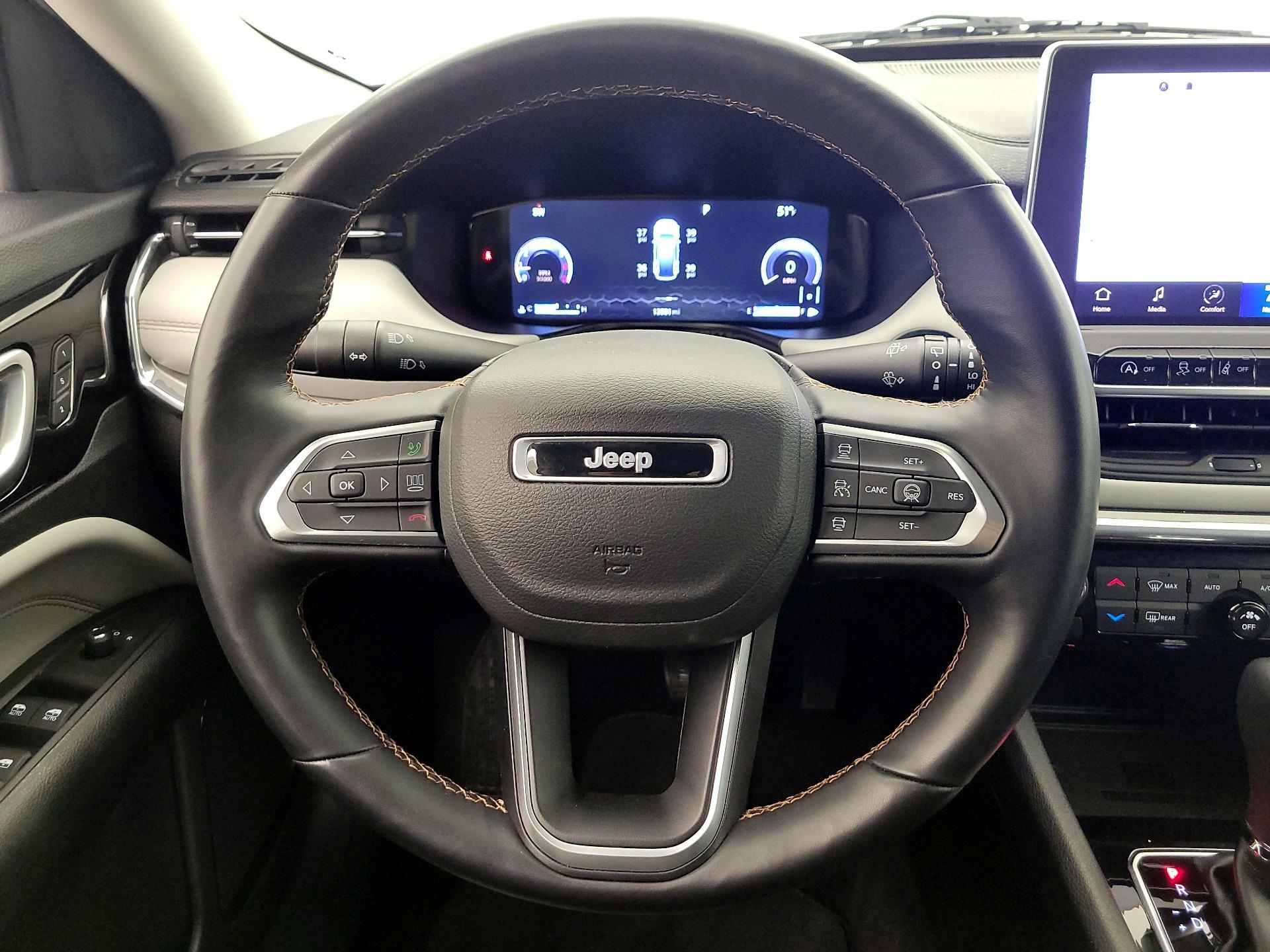 Thumbnail: 2022 Jeep Compass - 10