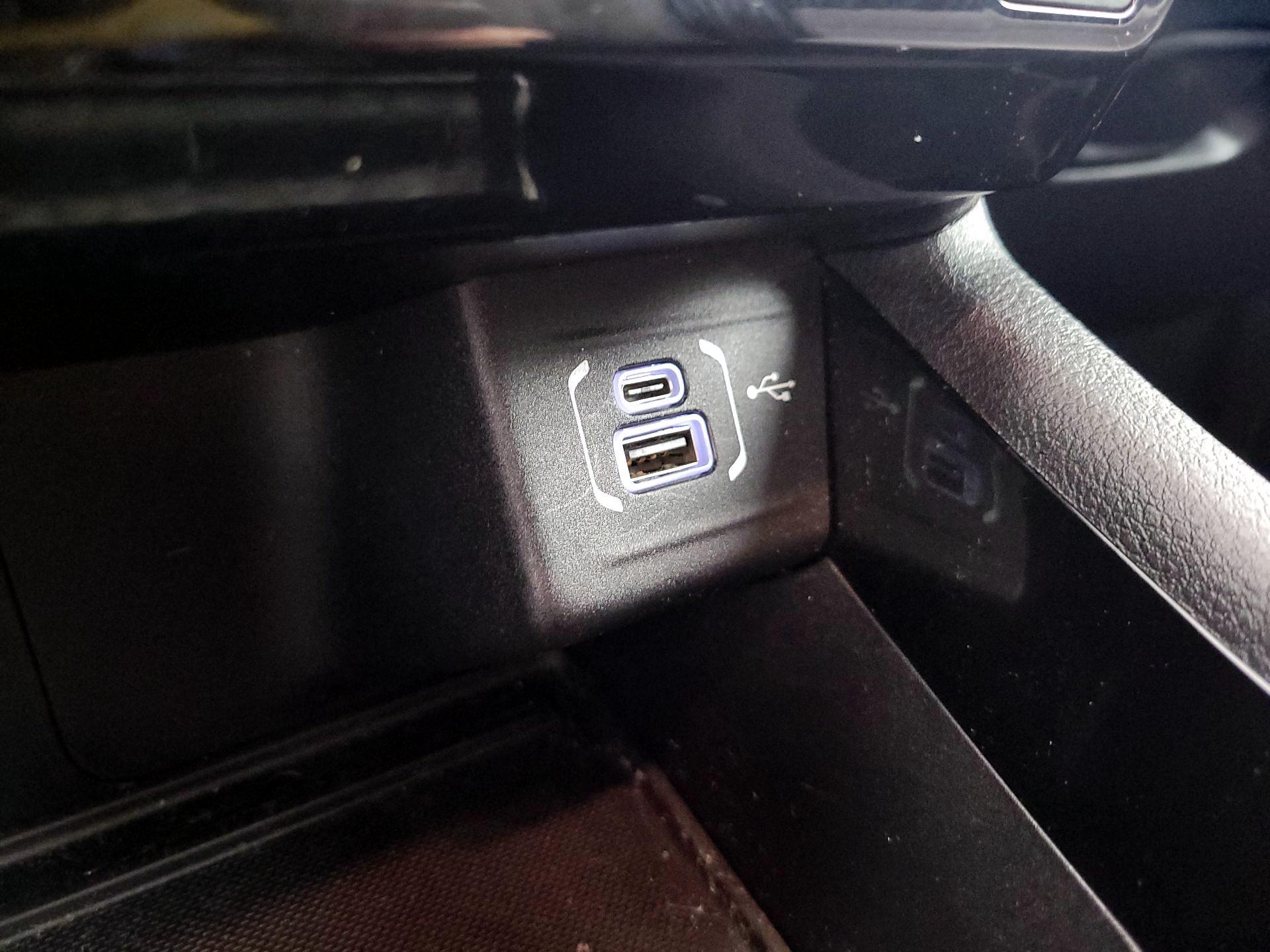 Thumbnail: 2022 Jeep Compass - 19