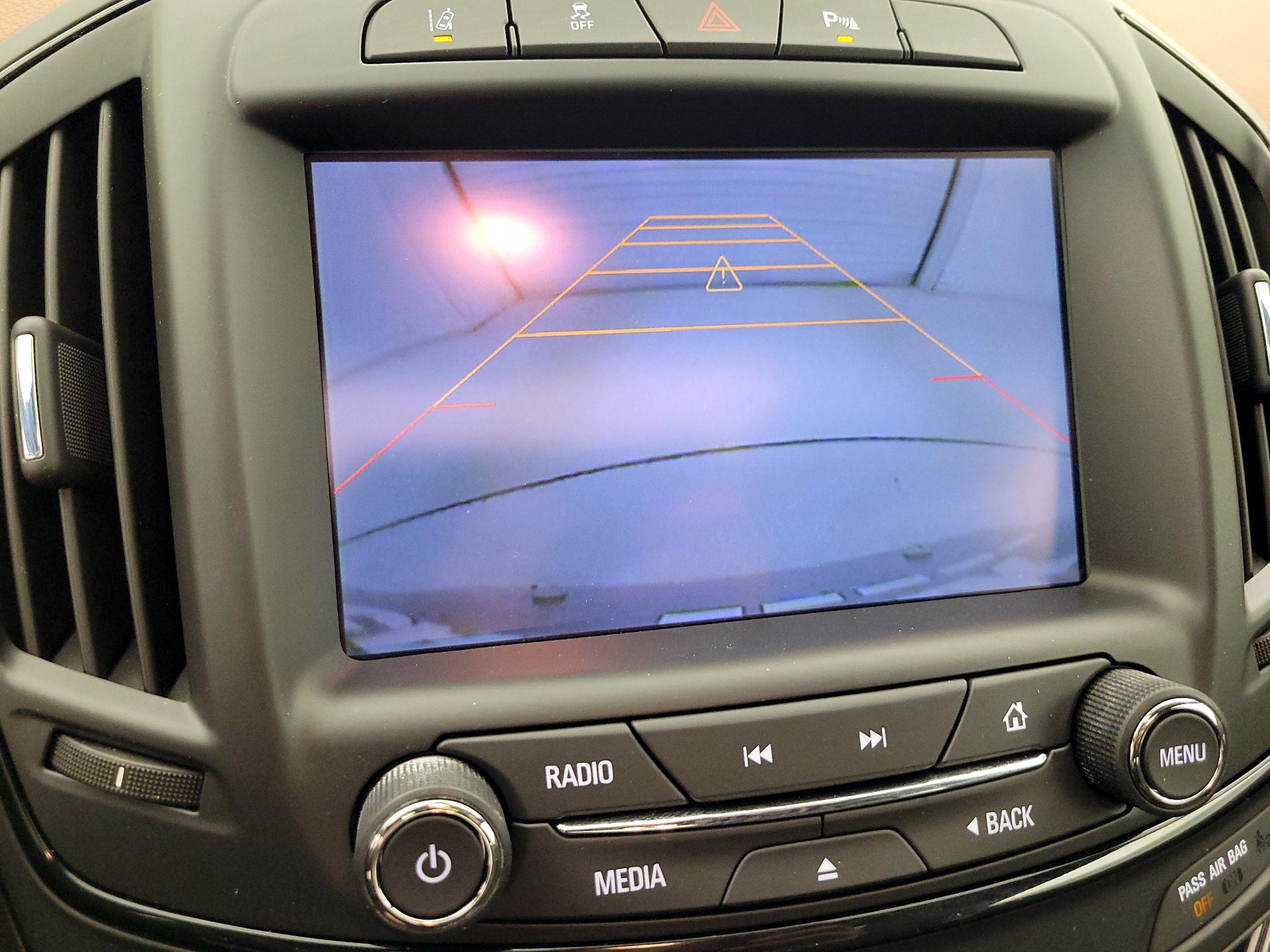 Thumbnail: 2015 Buick Regal - 15