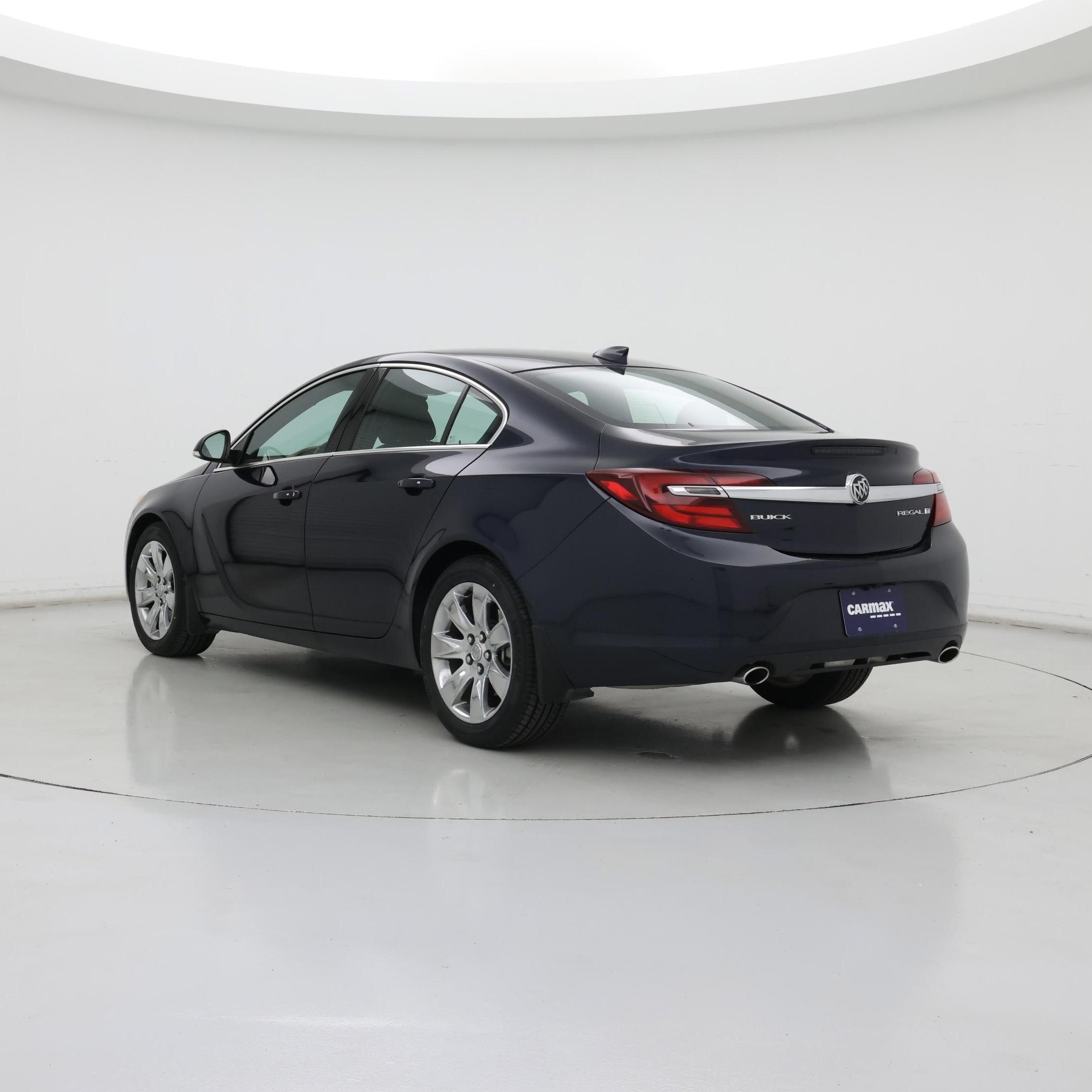 Thumbnail: 2015 Buick Regal - 2