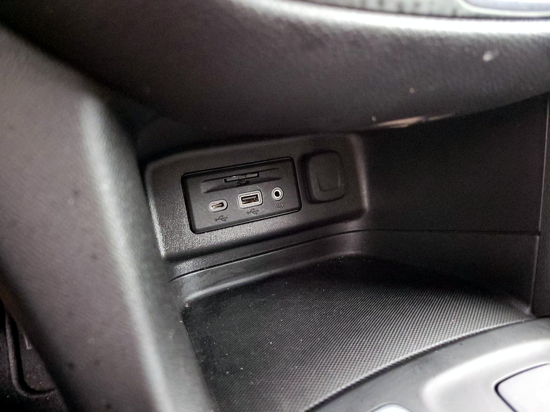 Thumbnail: 2022 Chevrolet Equinox - 19