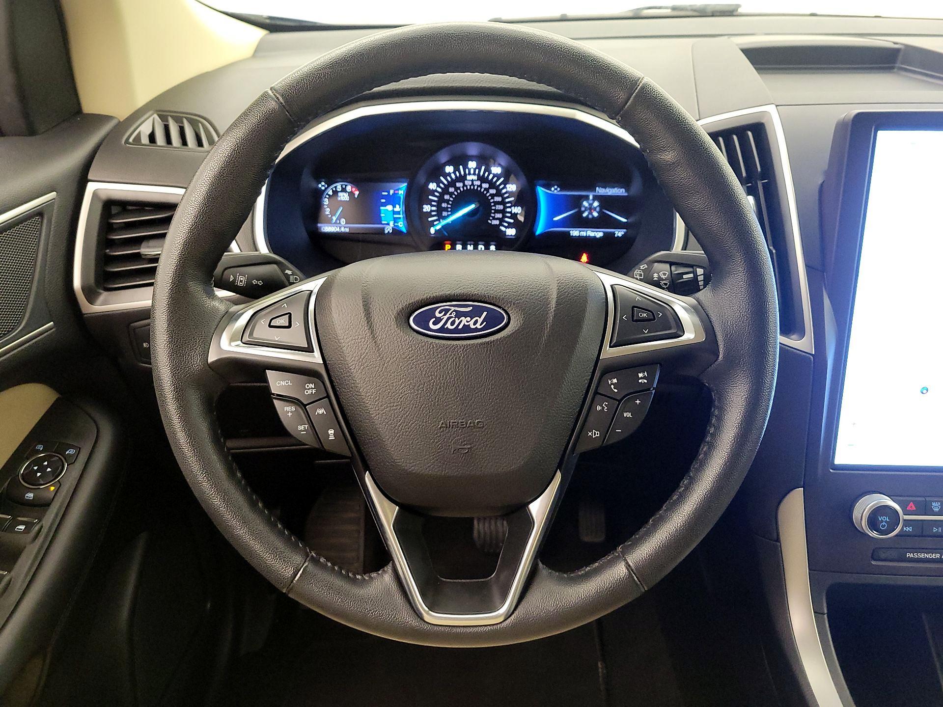 Thumbnail: 2021 Ford Edge - 10