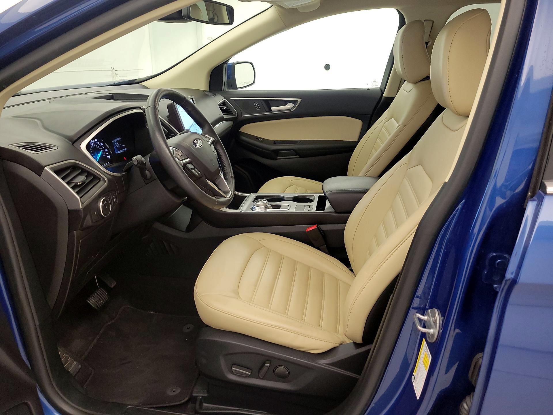 Thumbnail: 2021 Ford Edge - 11