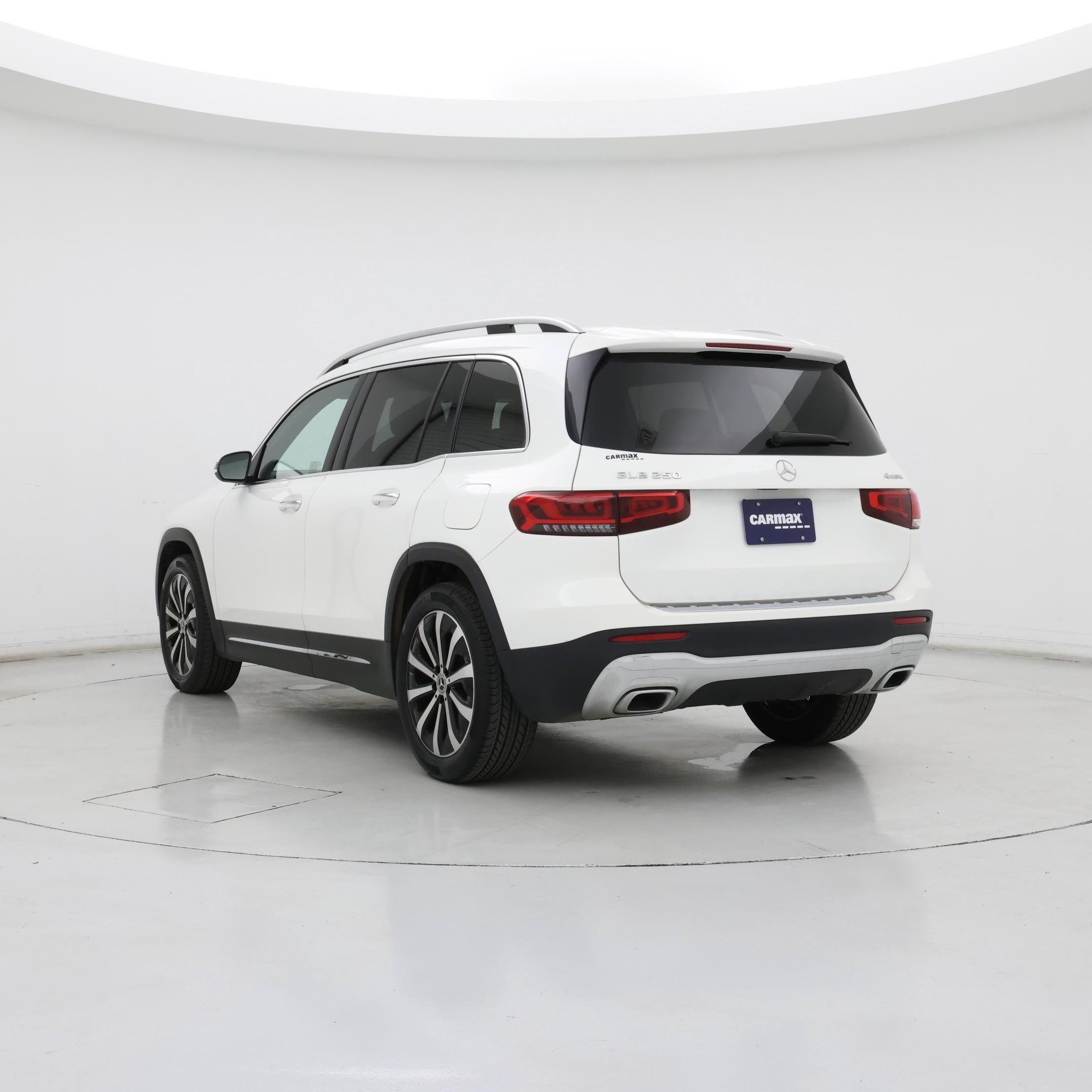 Thumbnail: 2021 Mercedes-Benz GLB - 2