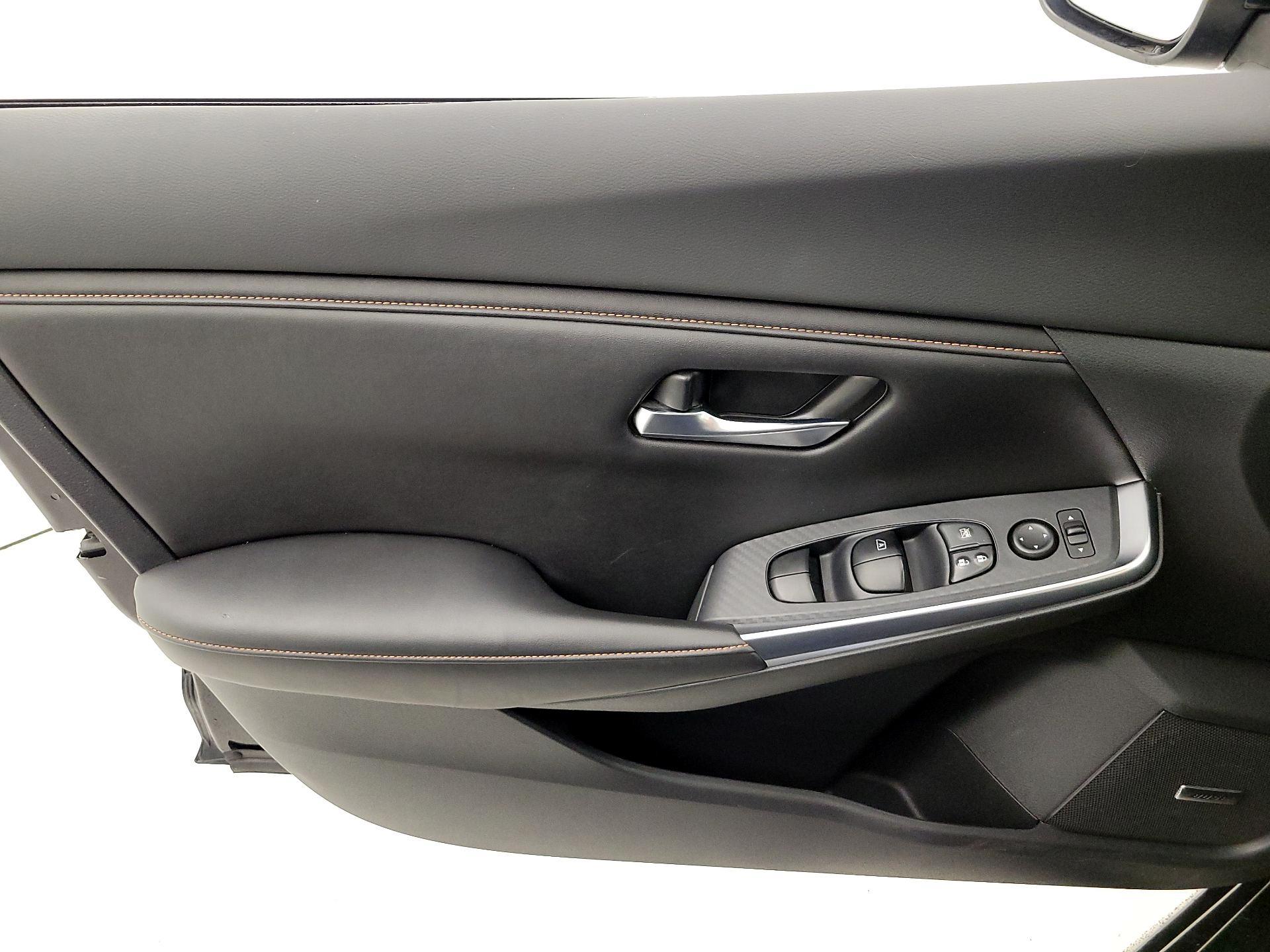 Thumbnail: 2020 Nissan Sentra - 12