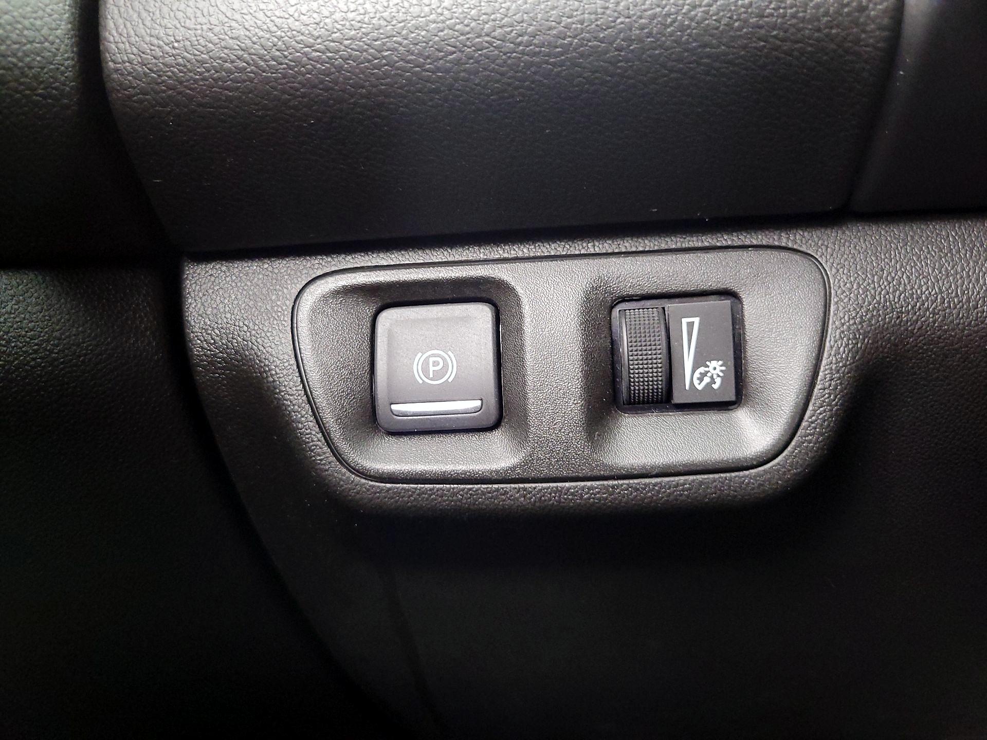 Thumbnail: 2020 GMC Acadia - 13