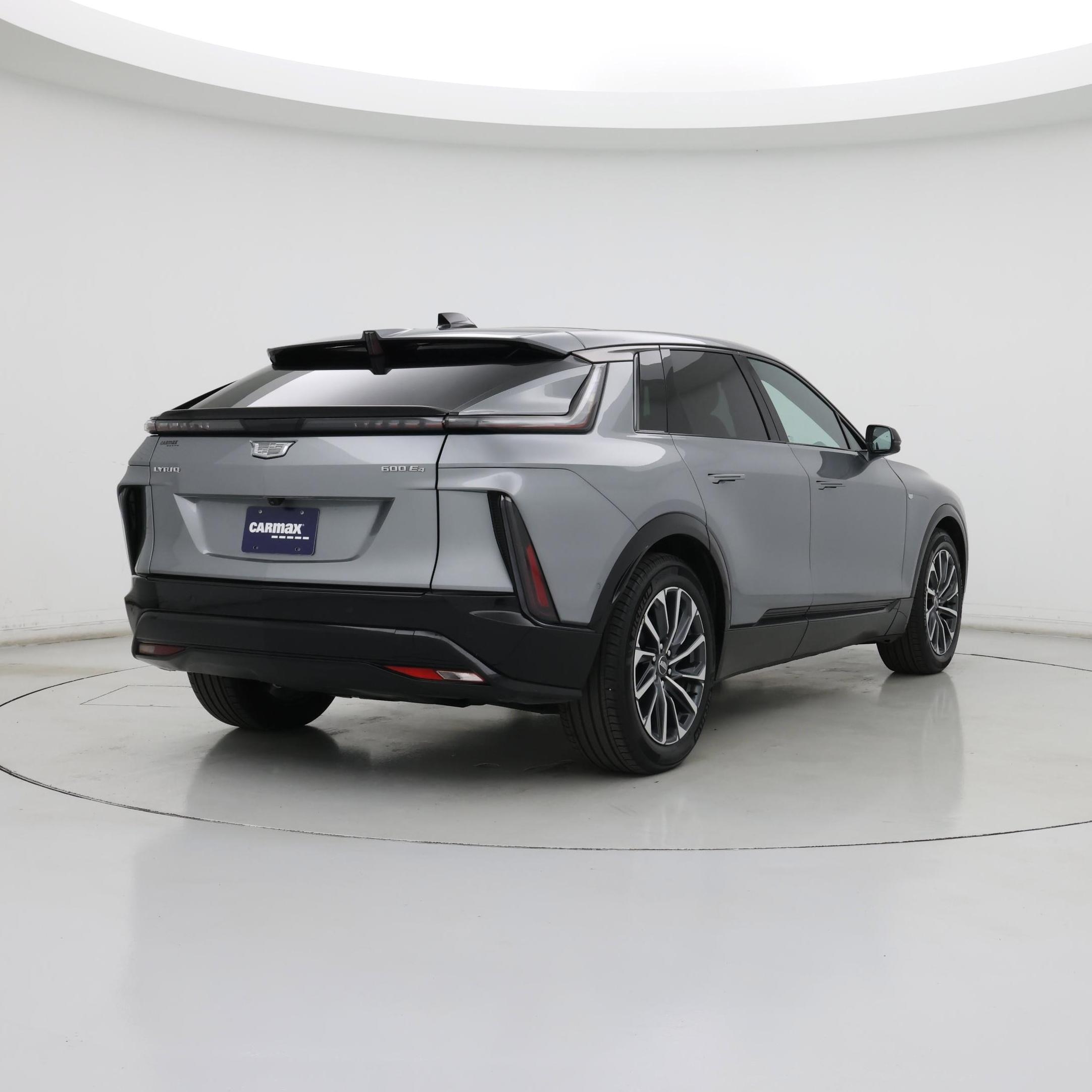 Thumbnail: 2024 Cadillac Lyriq - 8