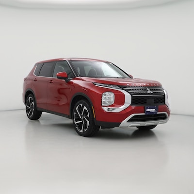 Red 2024 Mitsubishi Outlander SE