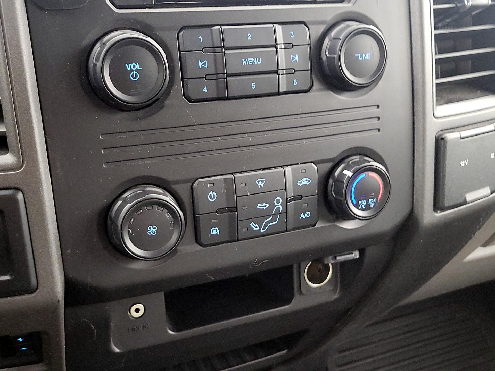 Thumbnail: 2019 Ford F-250 - 16