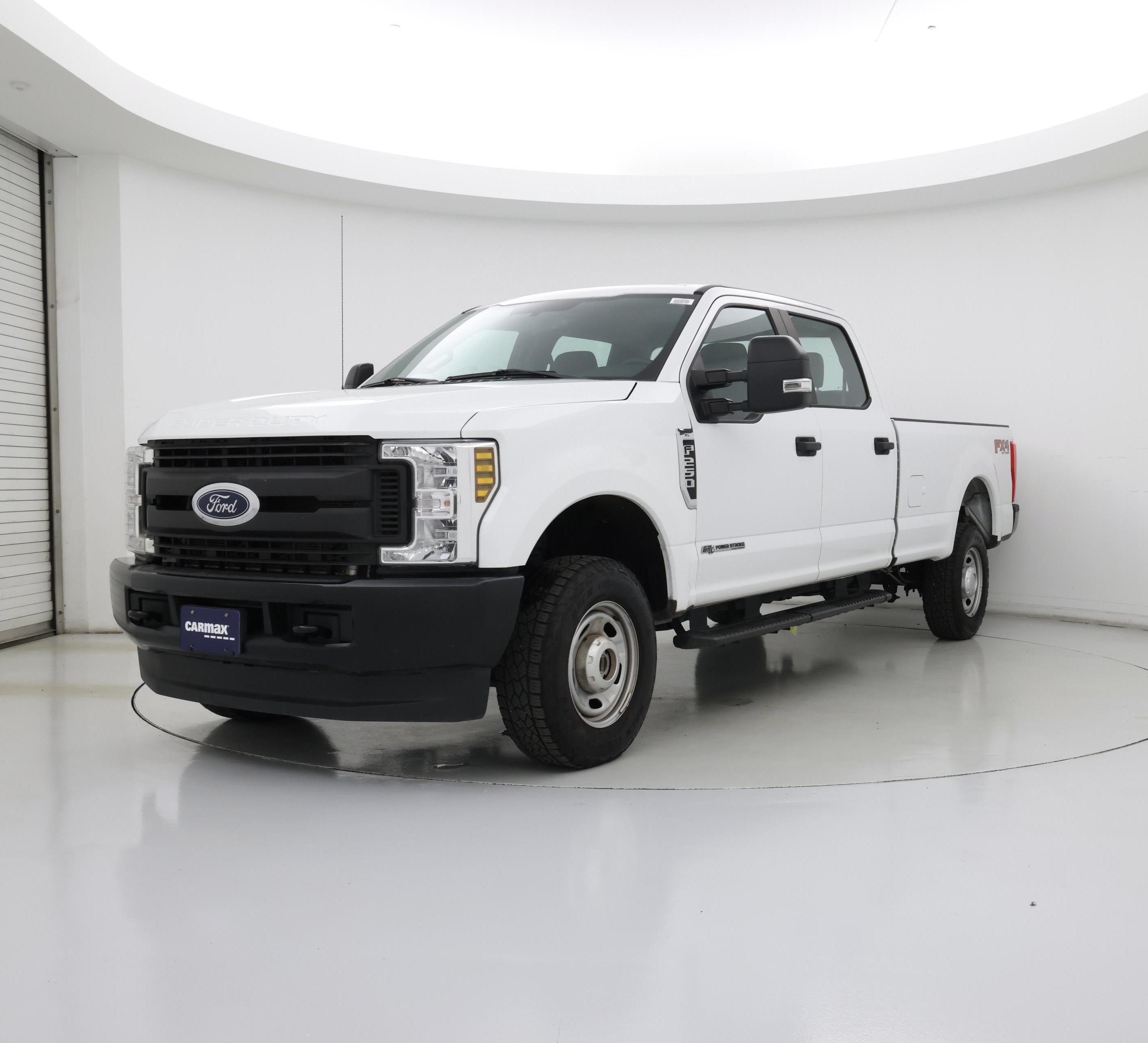 Thumbnail: 2019 Ford F-250 - 4