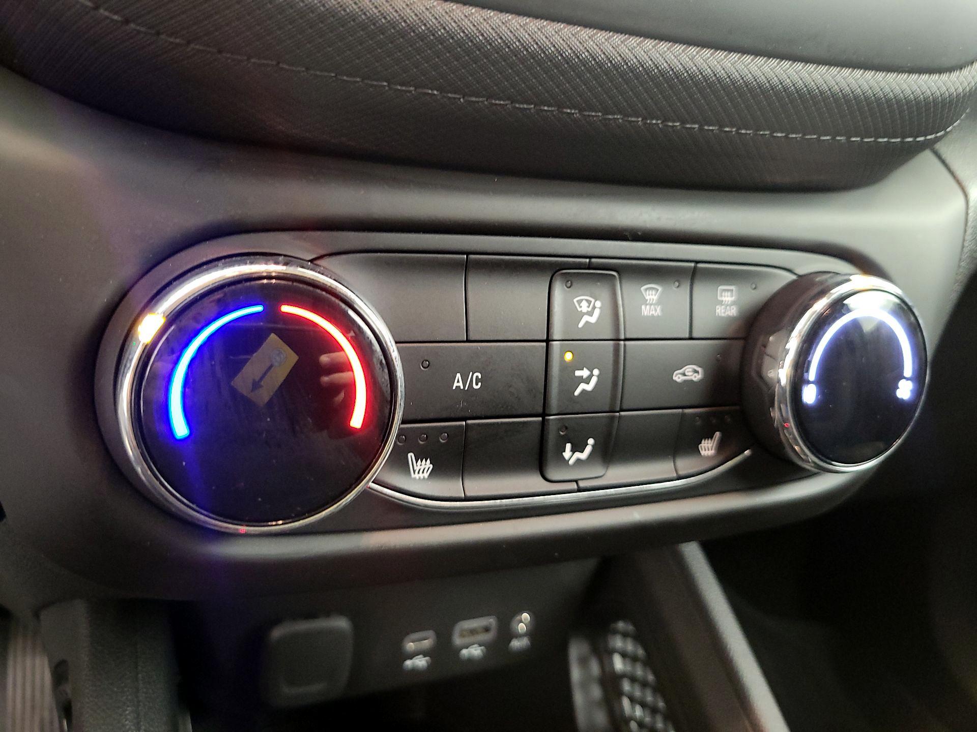 Thumbnail: 2023 Chevrolet TrailBlazer - 17