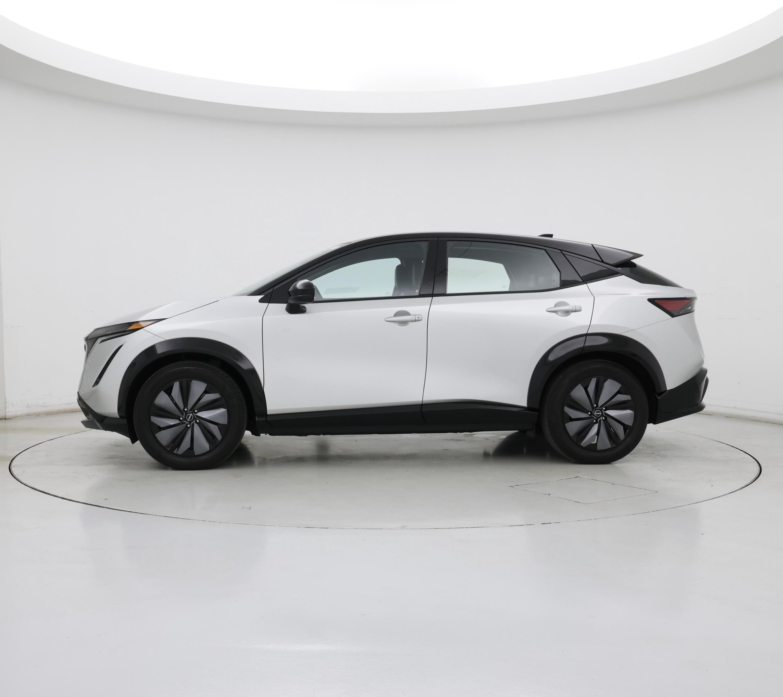 Thumbnail: 2024 Nissan Ariya - 3