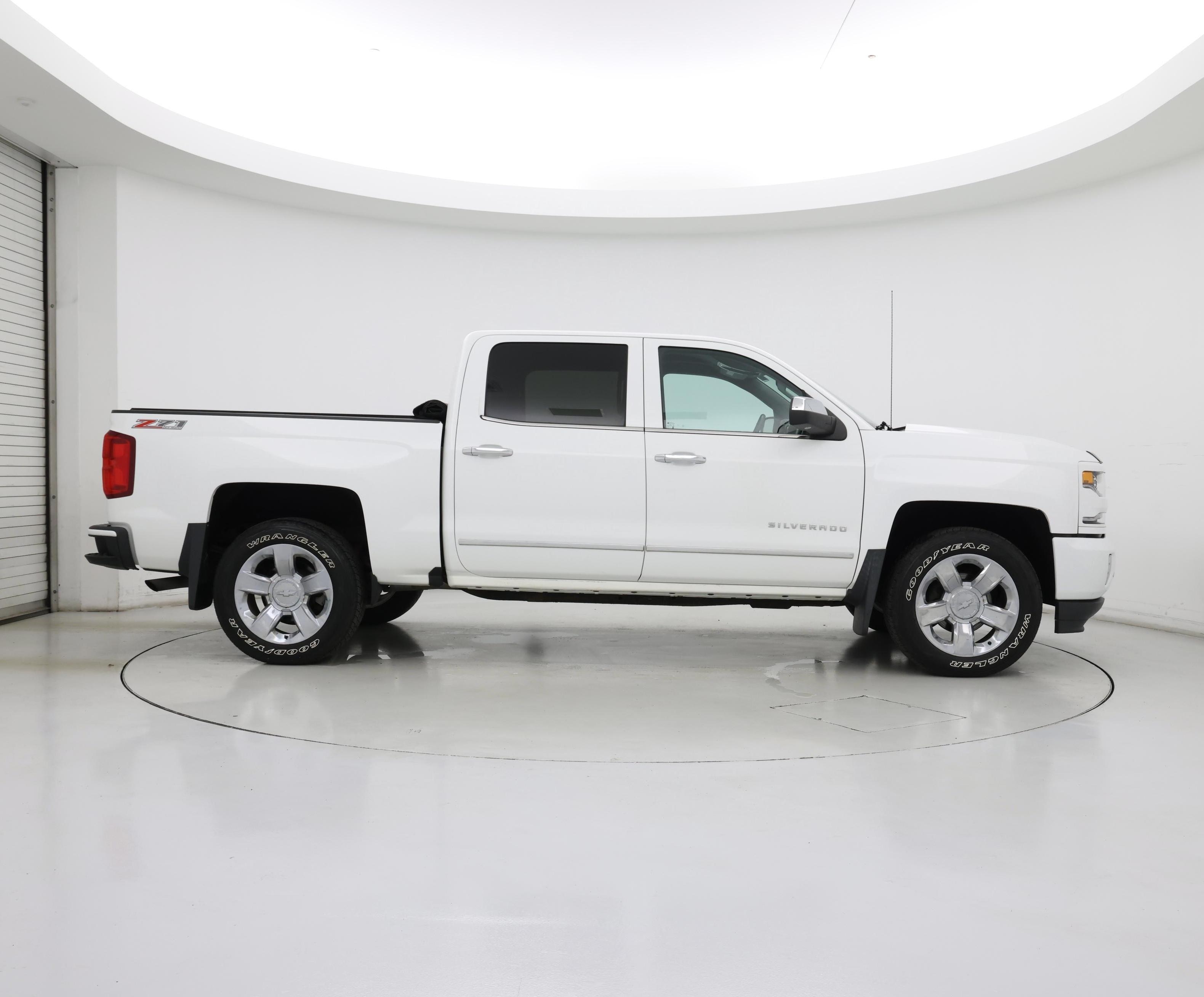 Thumbnail: 2016 Chevrolet Silverado 1500 - 7