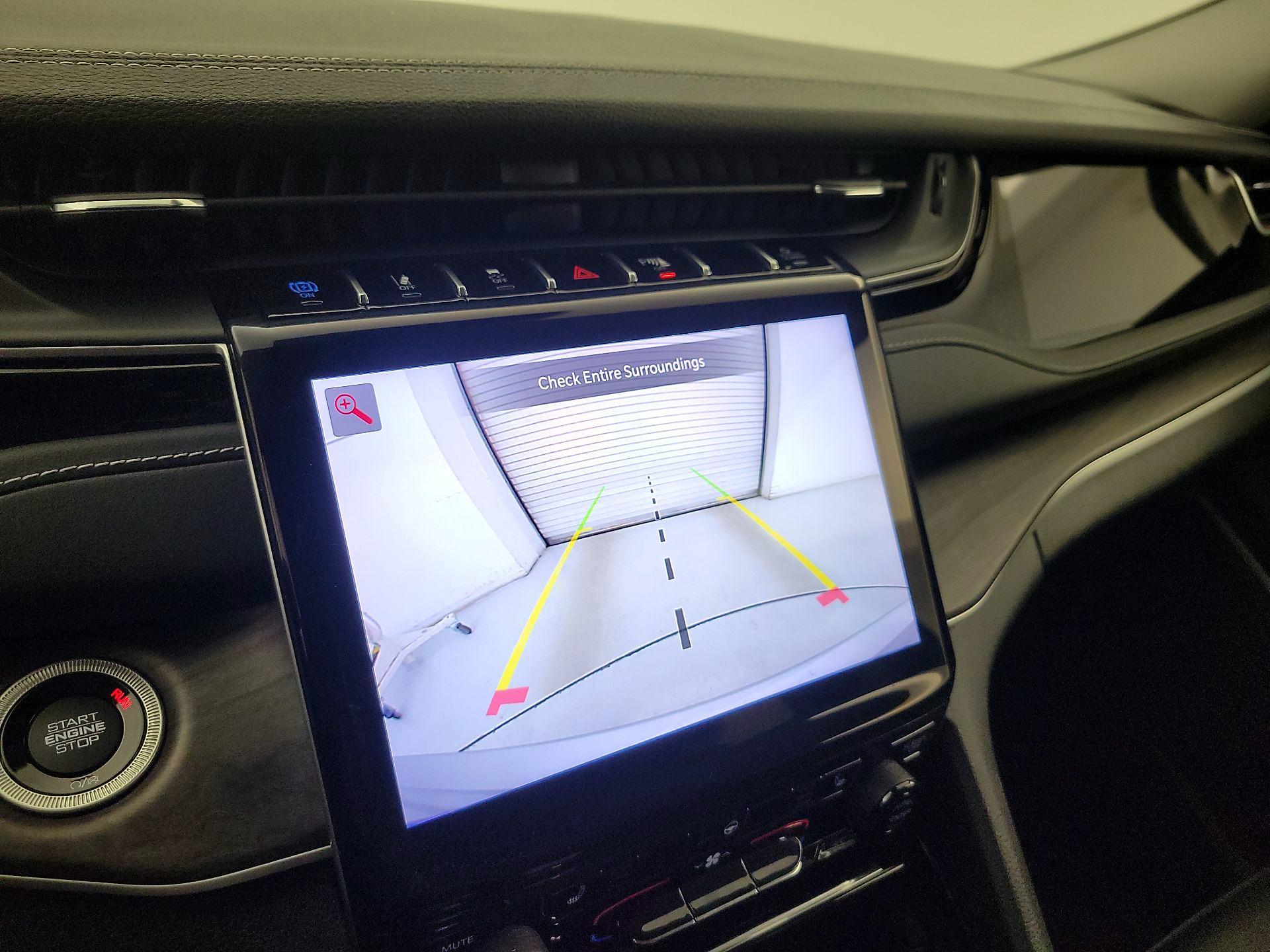 Thumbnail: 2023 Jeep Grand Cherokee - 15