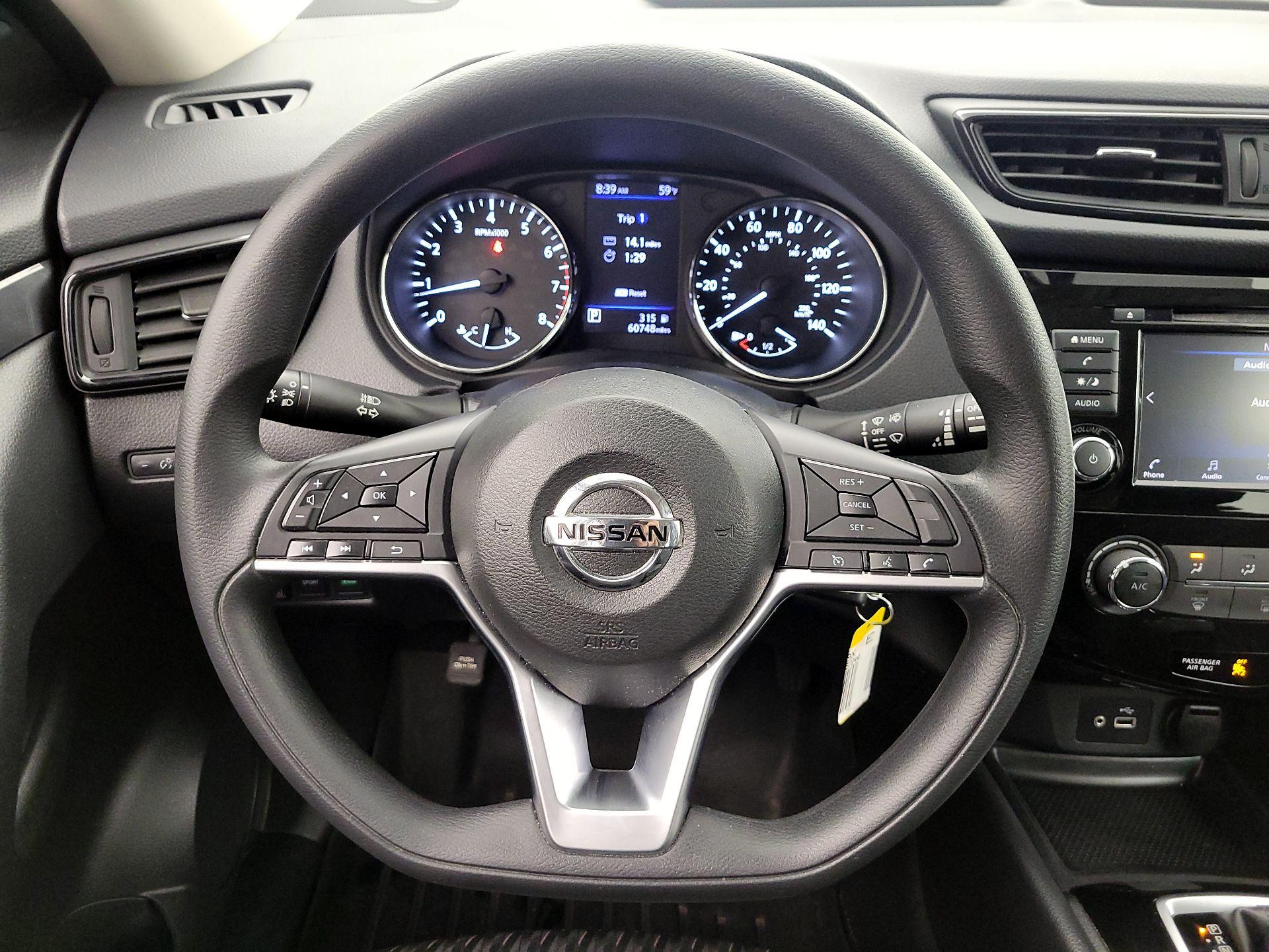 Thumbnail: 2018 Nissan Rogue - 10