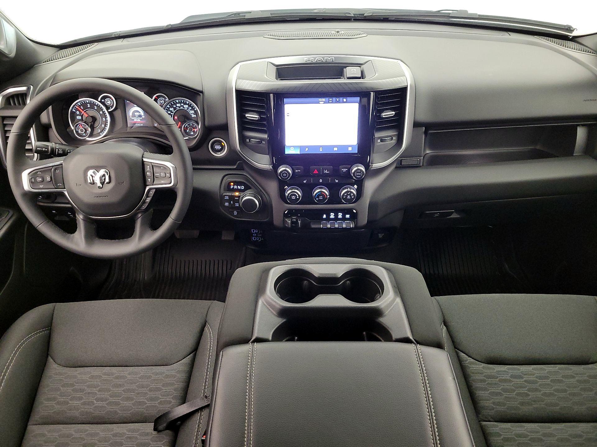 Thumbnail: 2025 RAM 1500 - 9