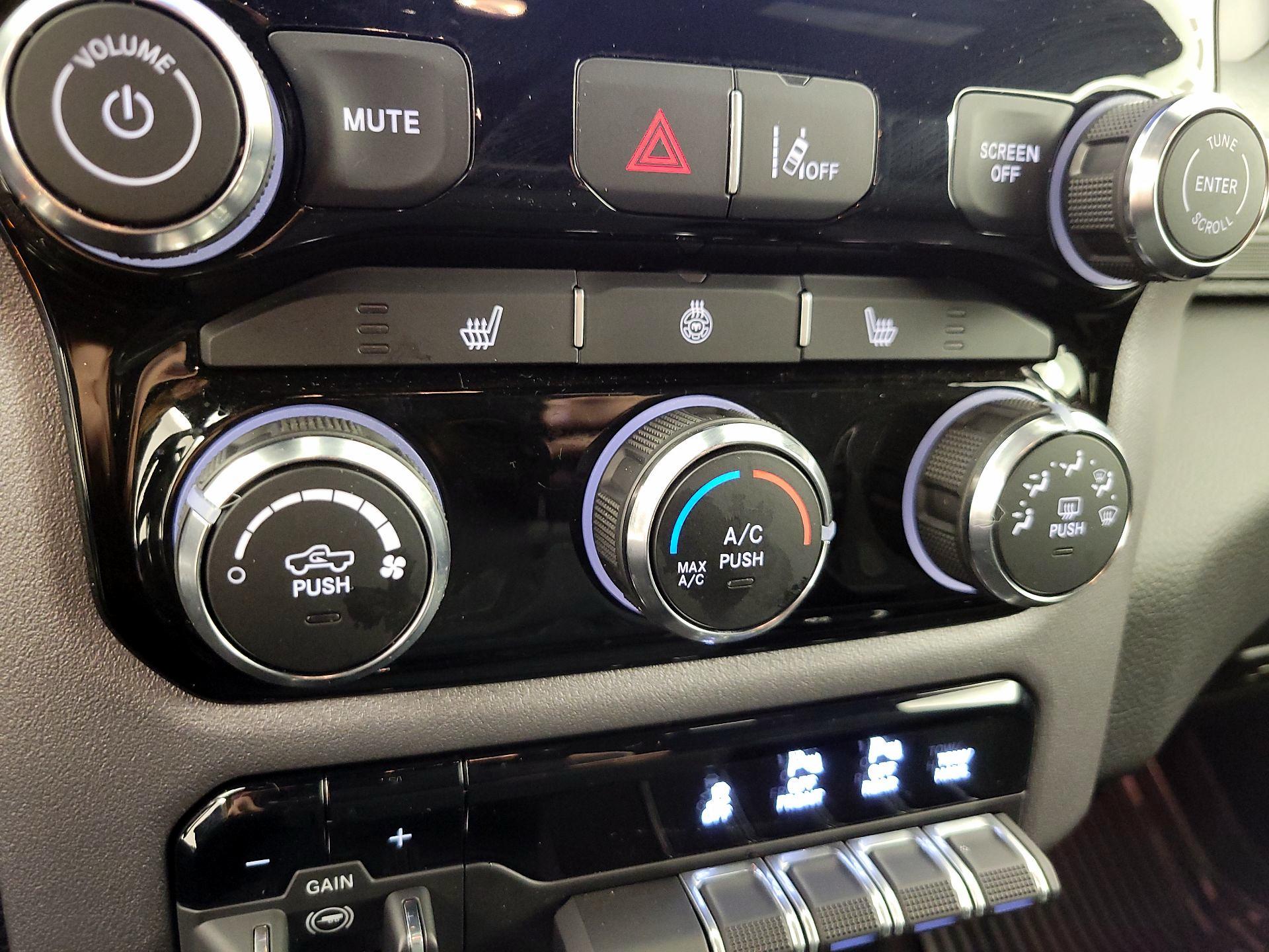 Thumbnail: 2025 RAM 1500 - 16