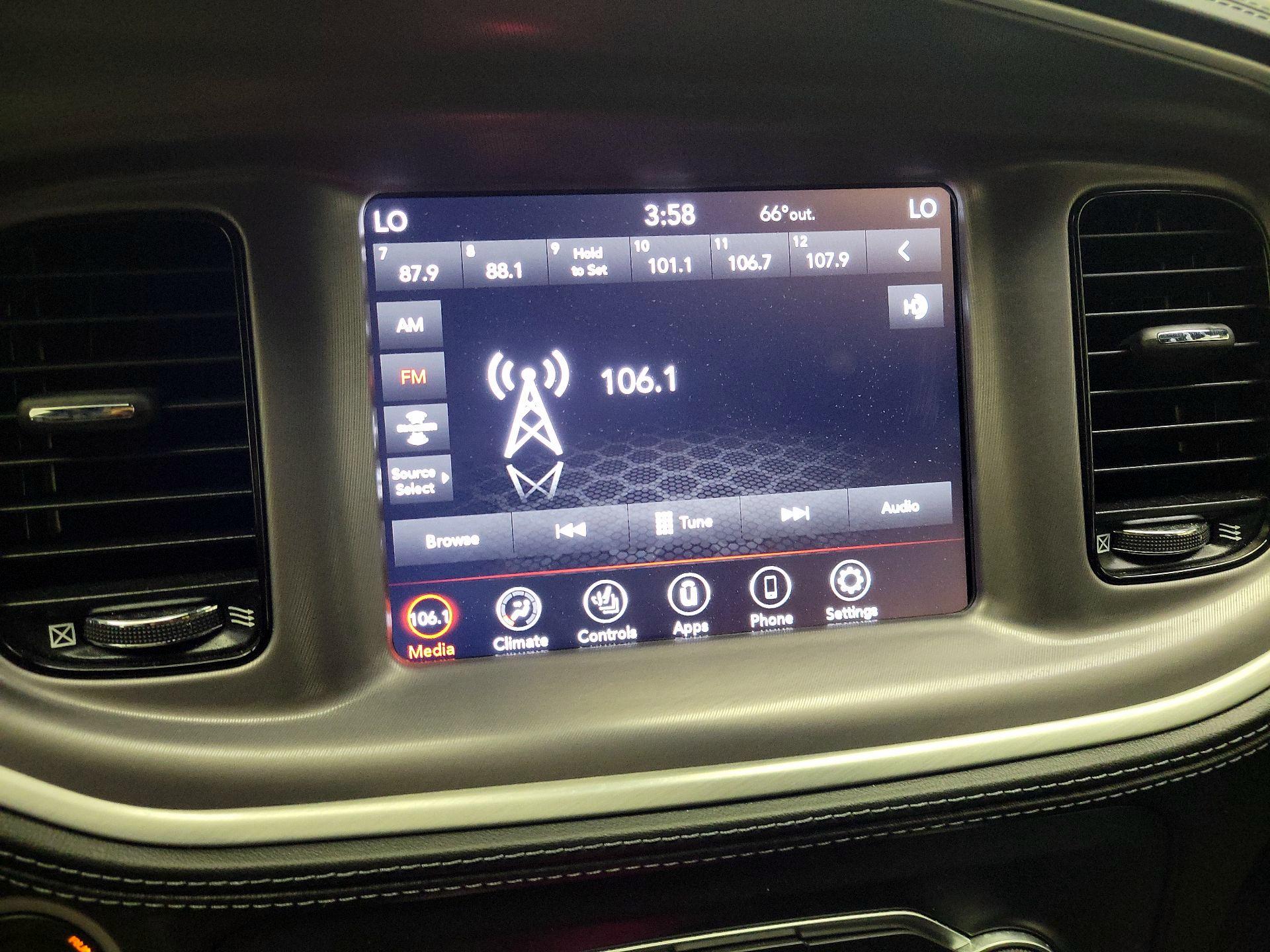 Thumbnail: 2022 Dodge Charger - 15