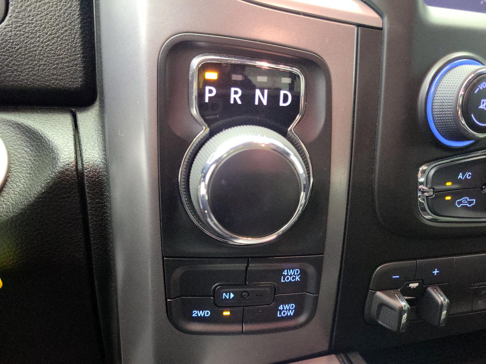 Thumbnail: 2022 RAM 1500 Classic - 17