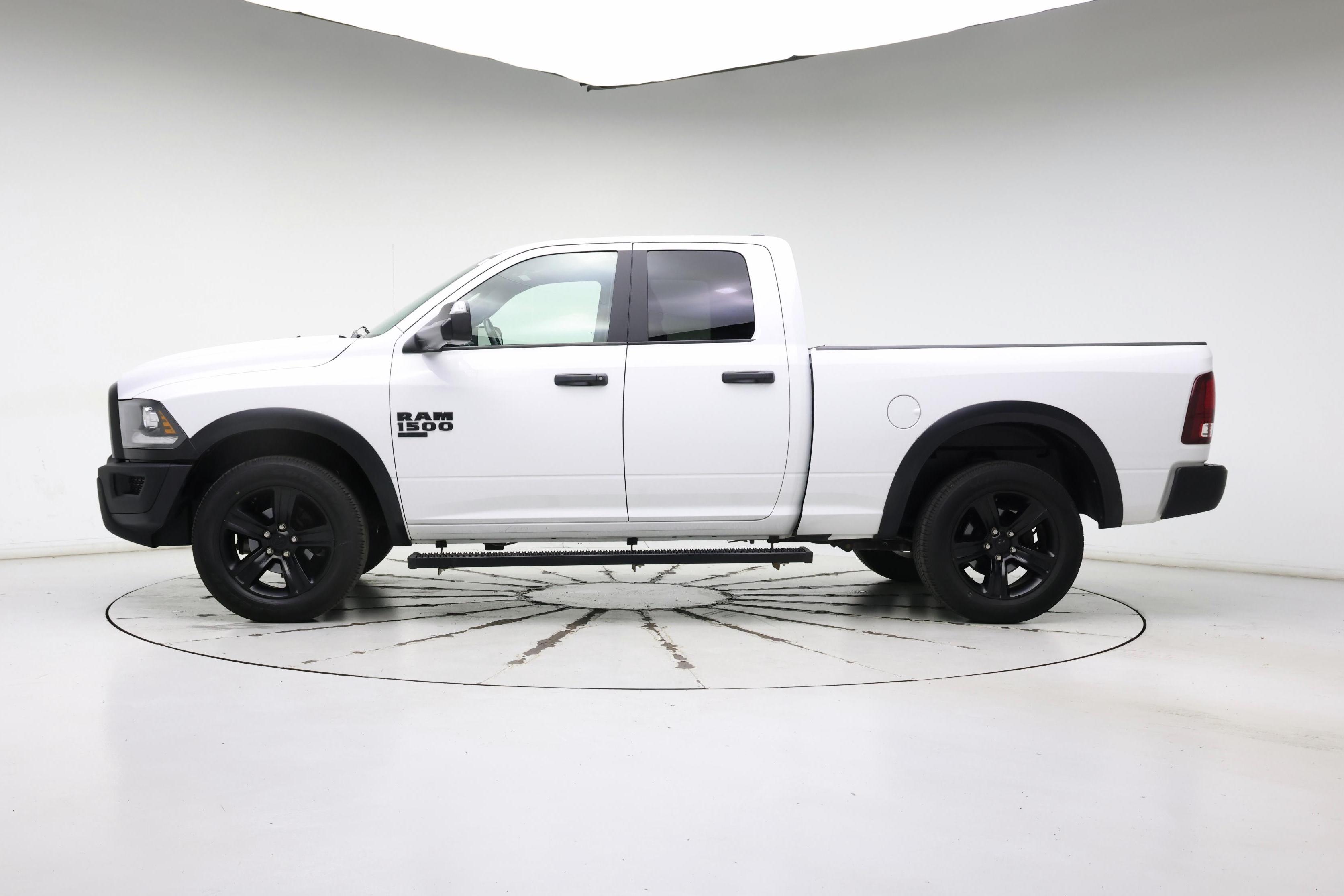 Thumbnail: 2022 RAM 1500 Classic - 3