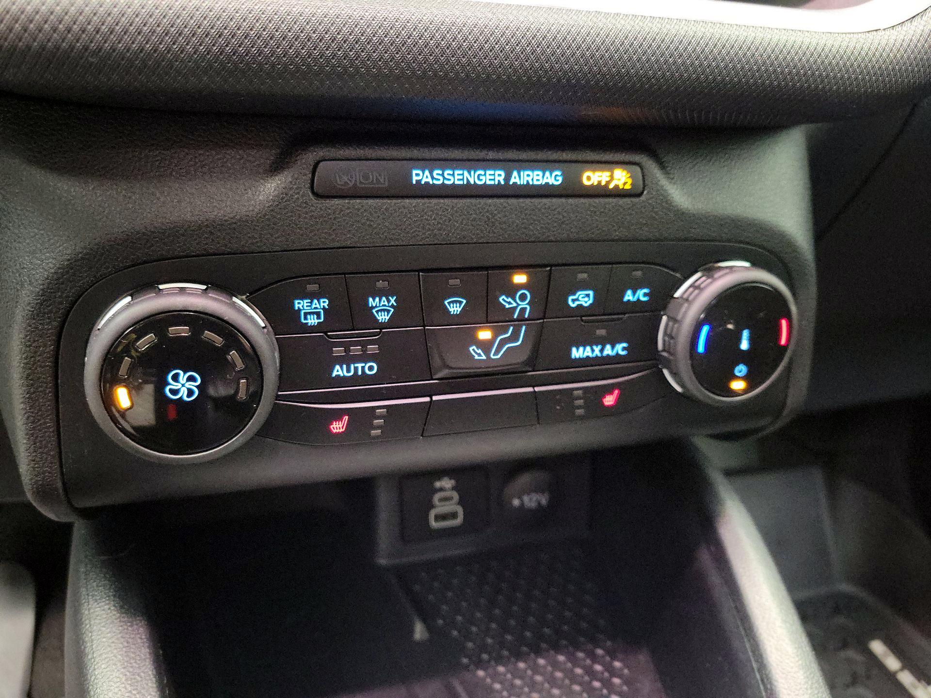 Thumbnail: 2023 Ford Bronco Sport - 16