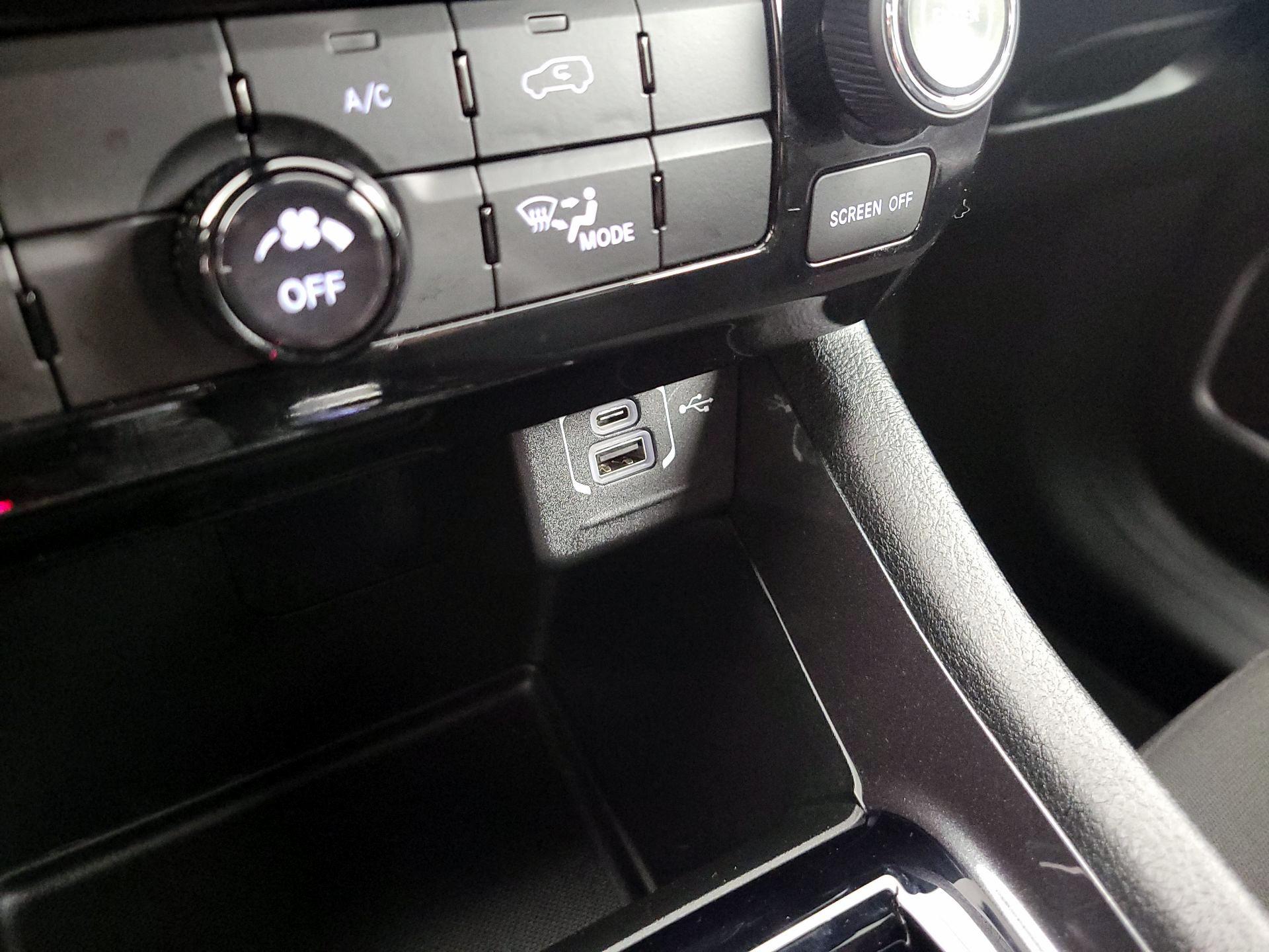 Thumbnail: 2023 Jeep Compass - 18