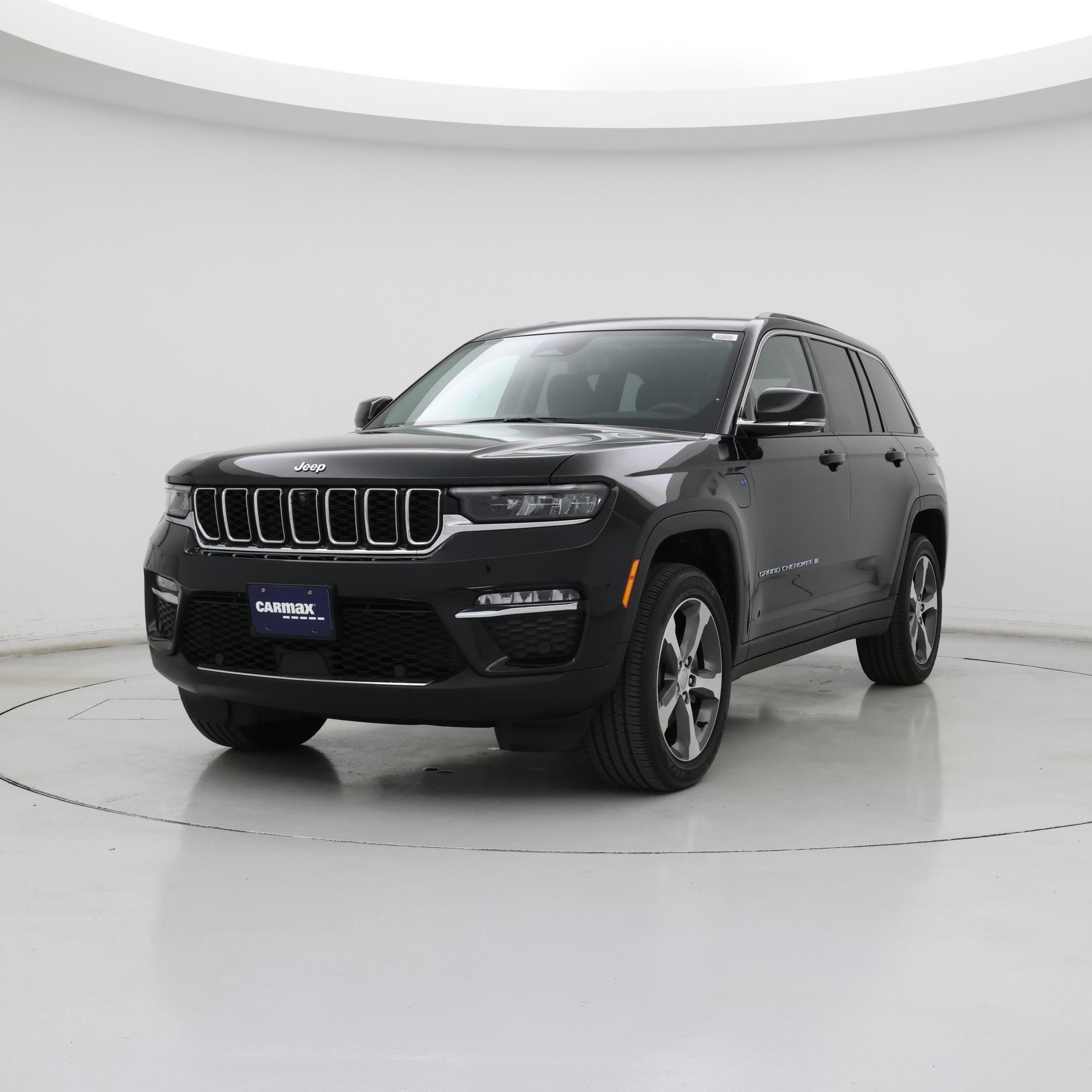Thumbnail: 2023 Jeep Grand Cherokee - 4