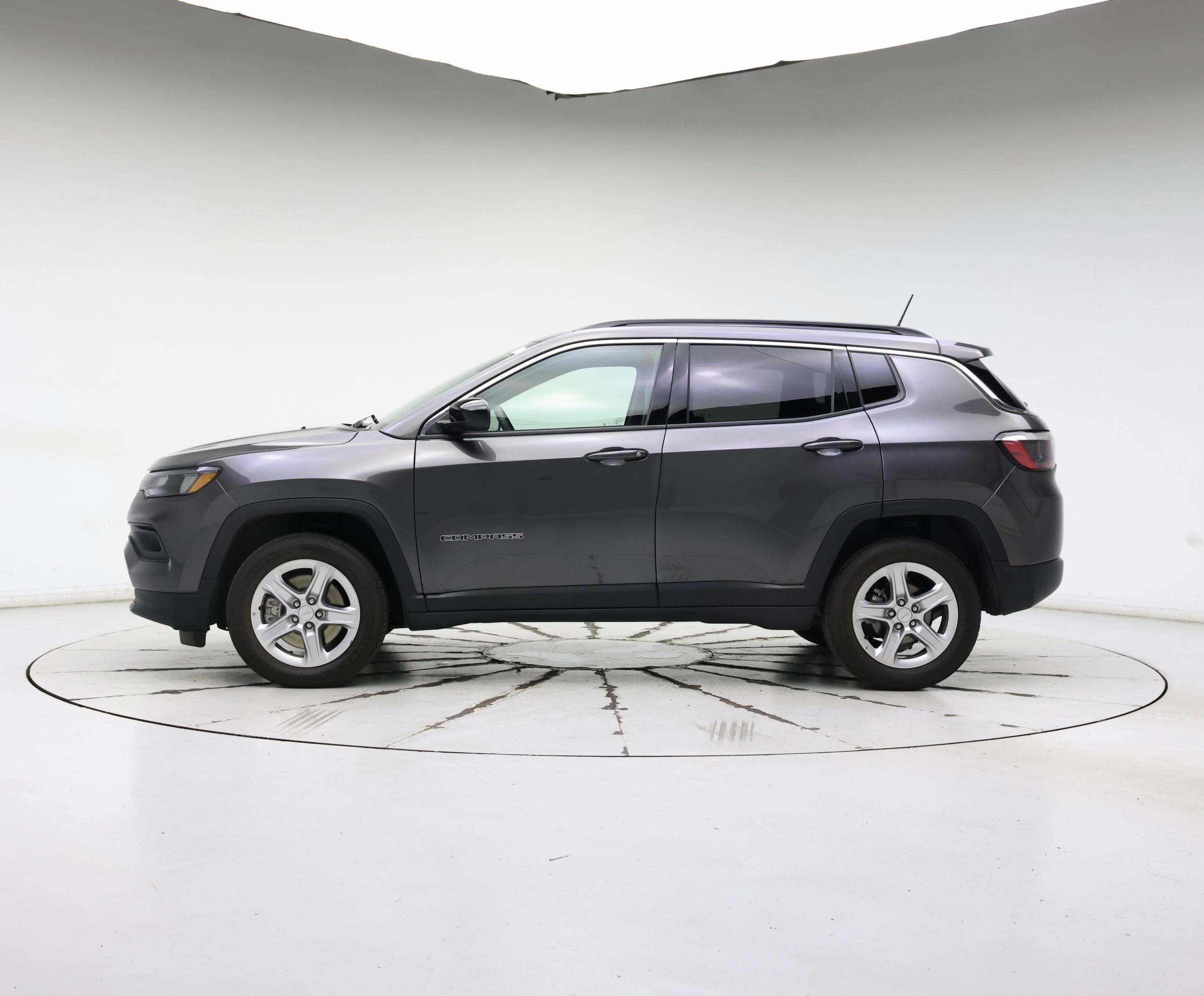 Thumbnail: 2023 Jeep Compass - 3