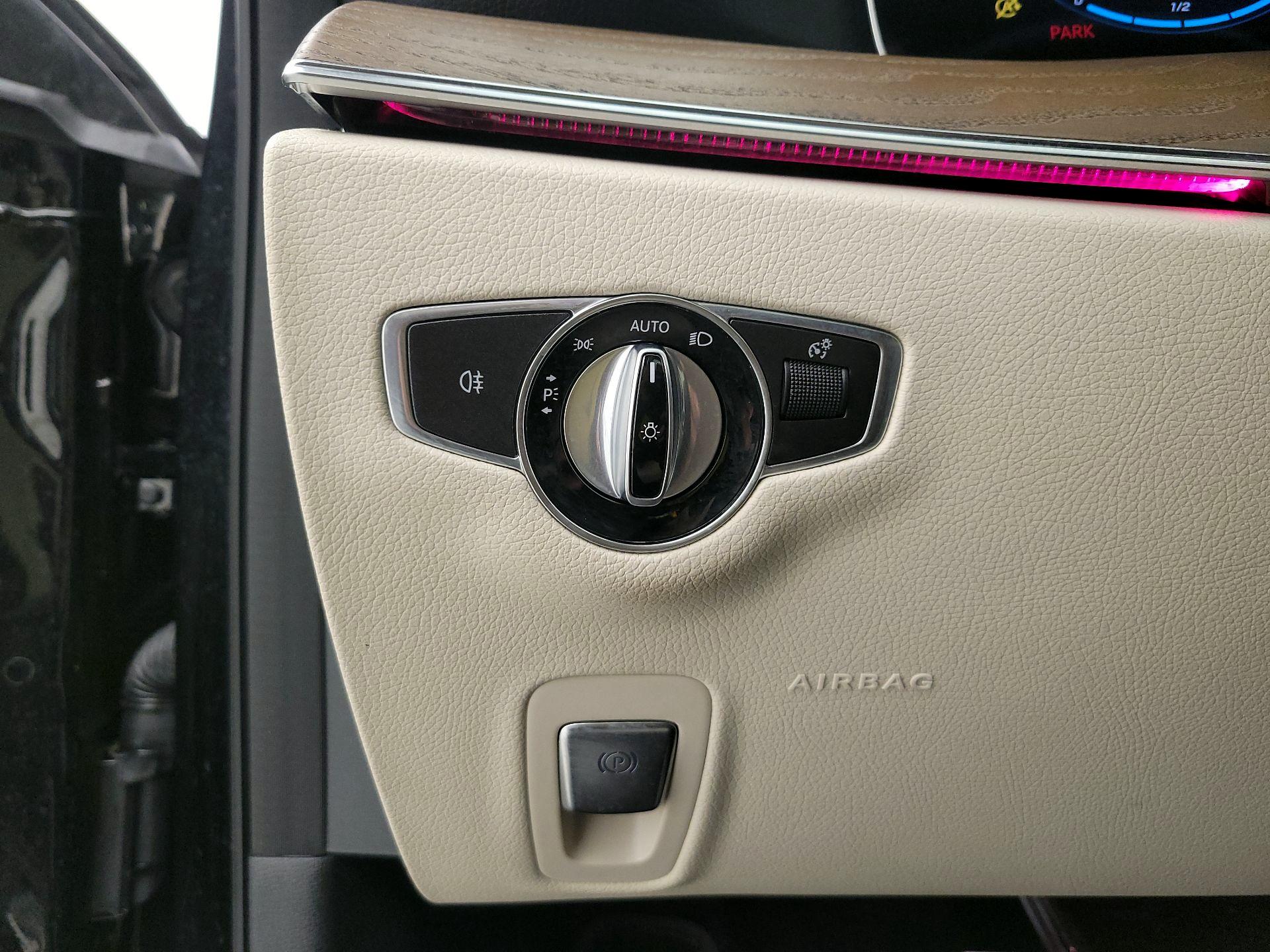 Thumbnail: 2021 Mercedes-Benz E-Class - 13