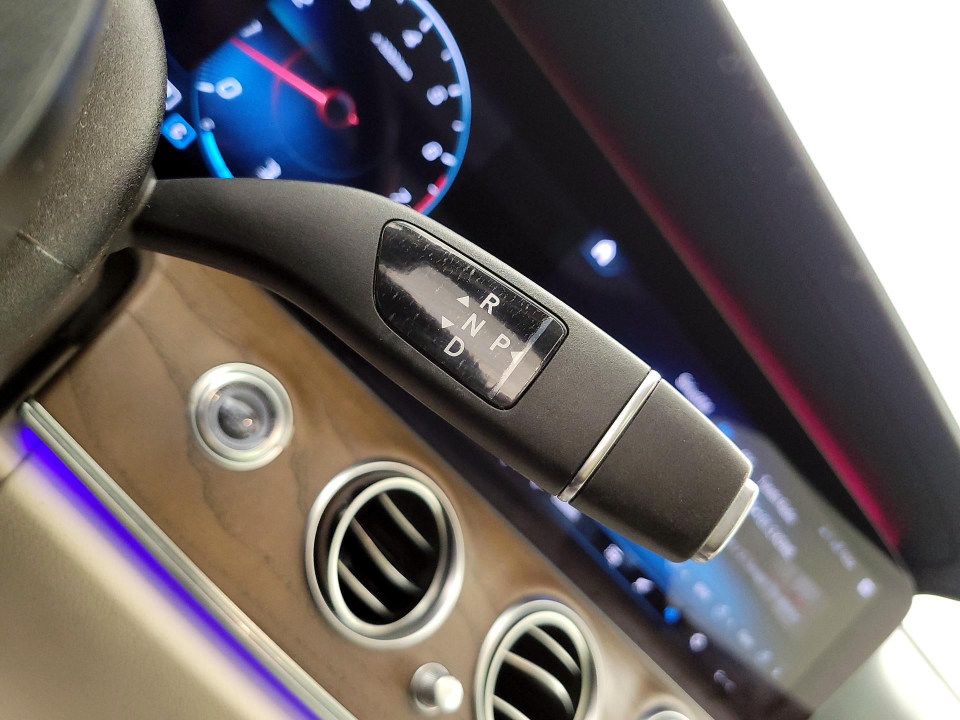 Thumbnail: 2021 Mercedes-Benz E-Class - 18
