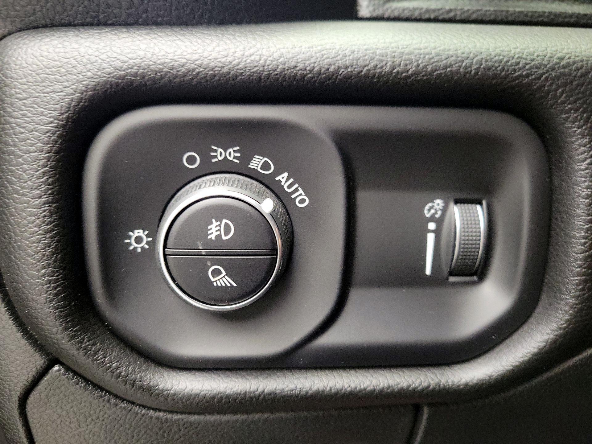 Thumbnail: 2023 RAM 1500 - 13