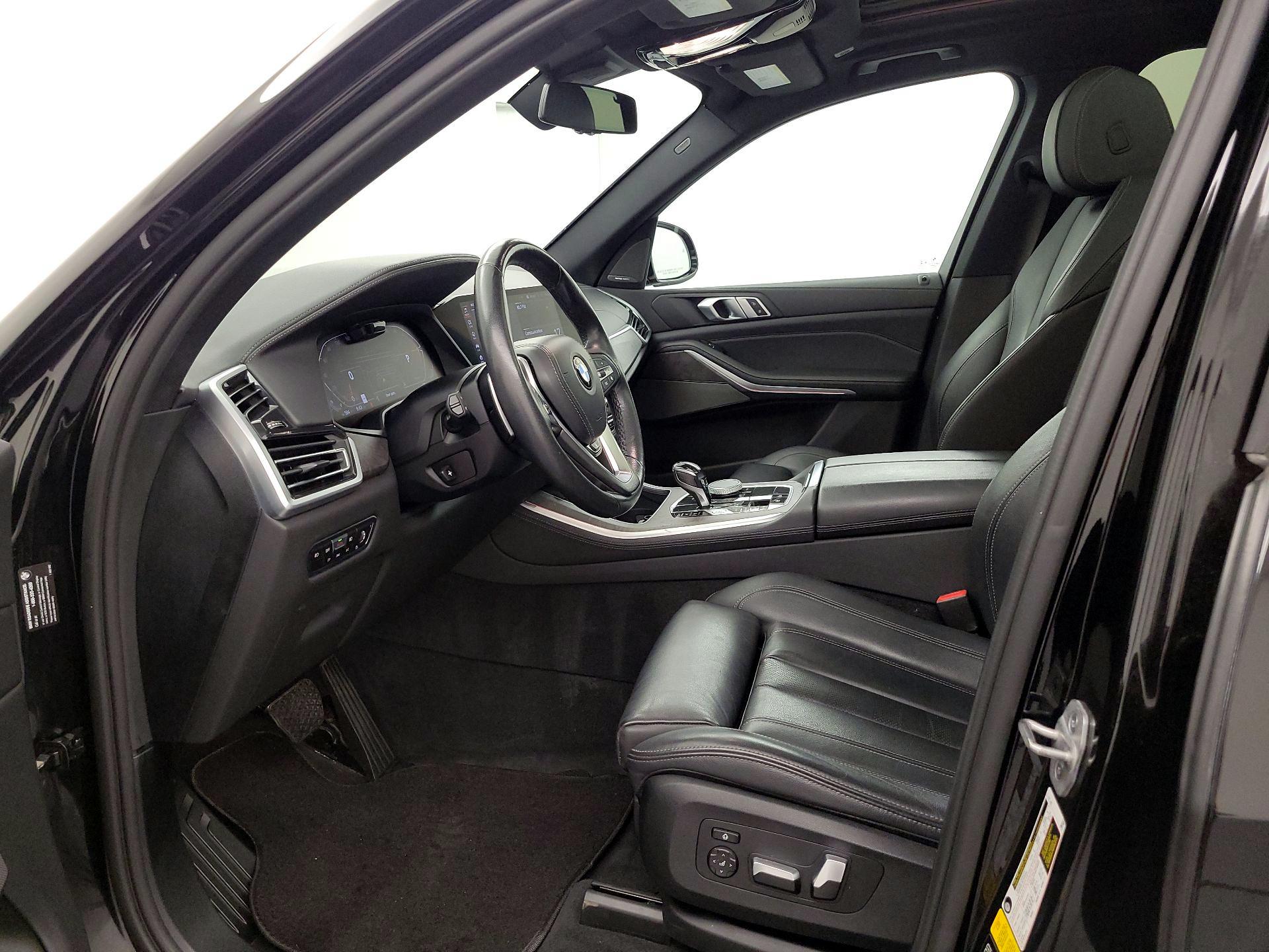 Thumbnail: 2021 BMW X5 - 11