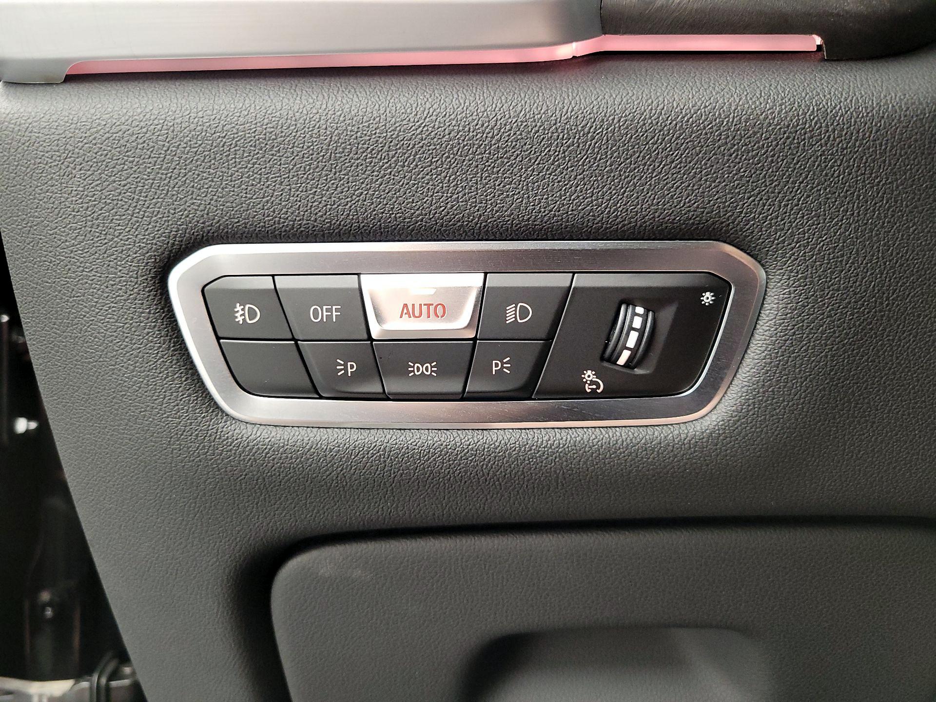 Thumbnail: 2021 BMW X5 - 13