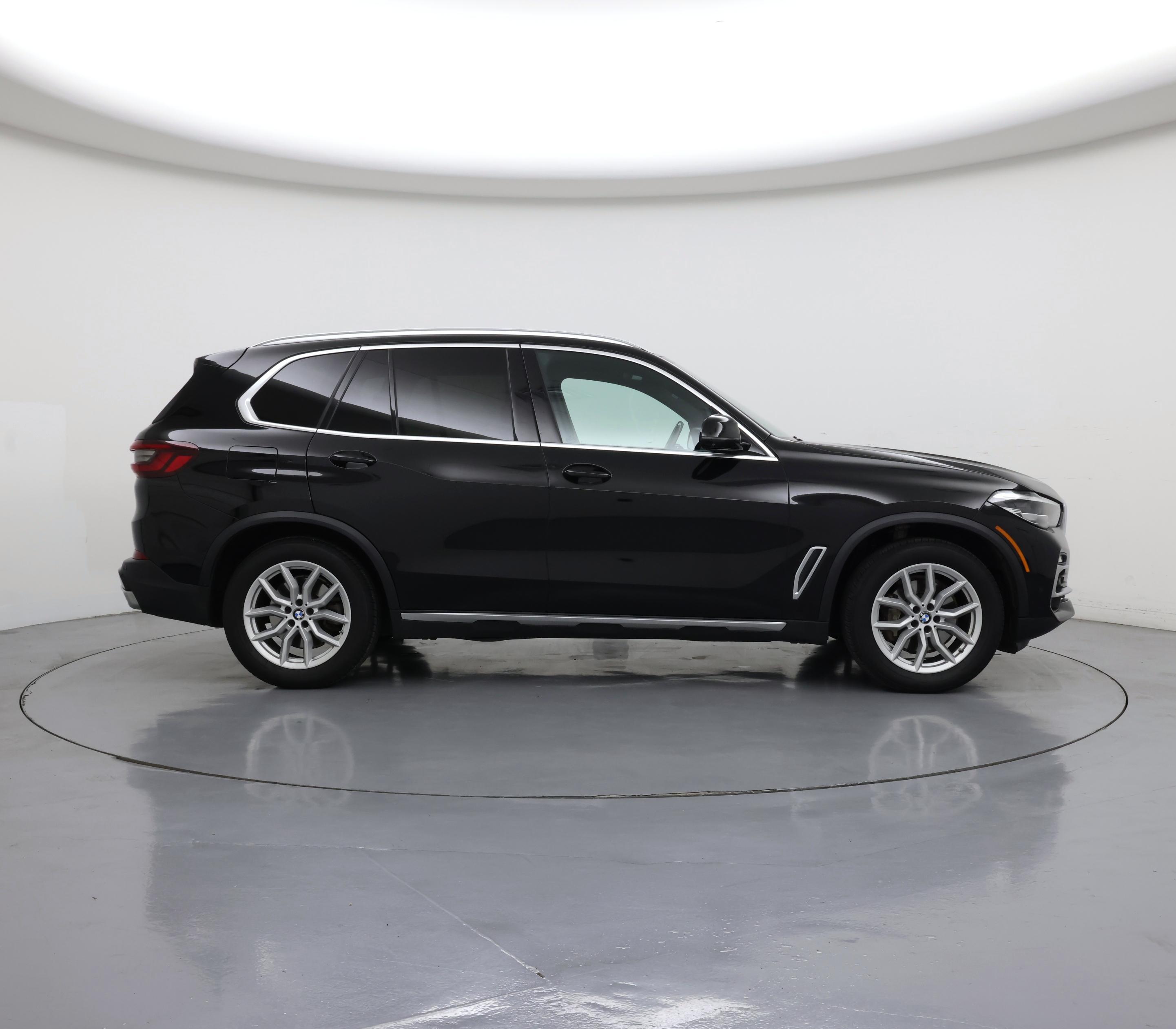 Thumbnail: 2021 BMW X5 - 7
