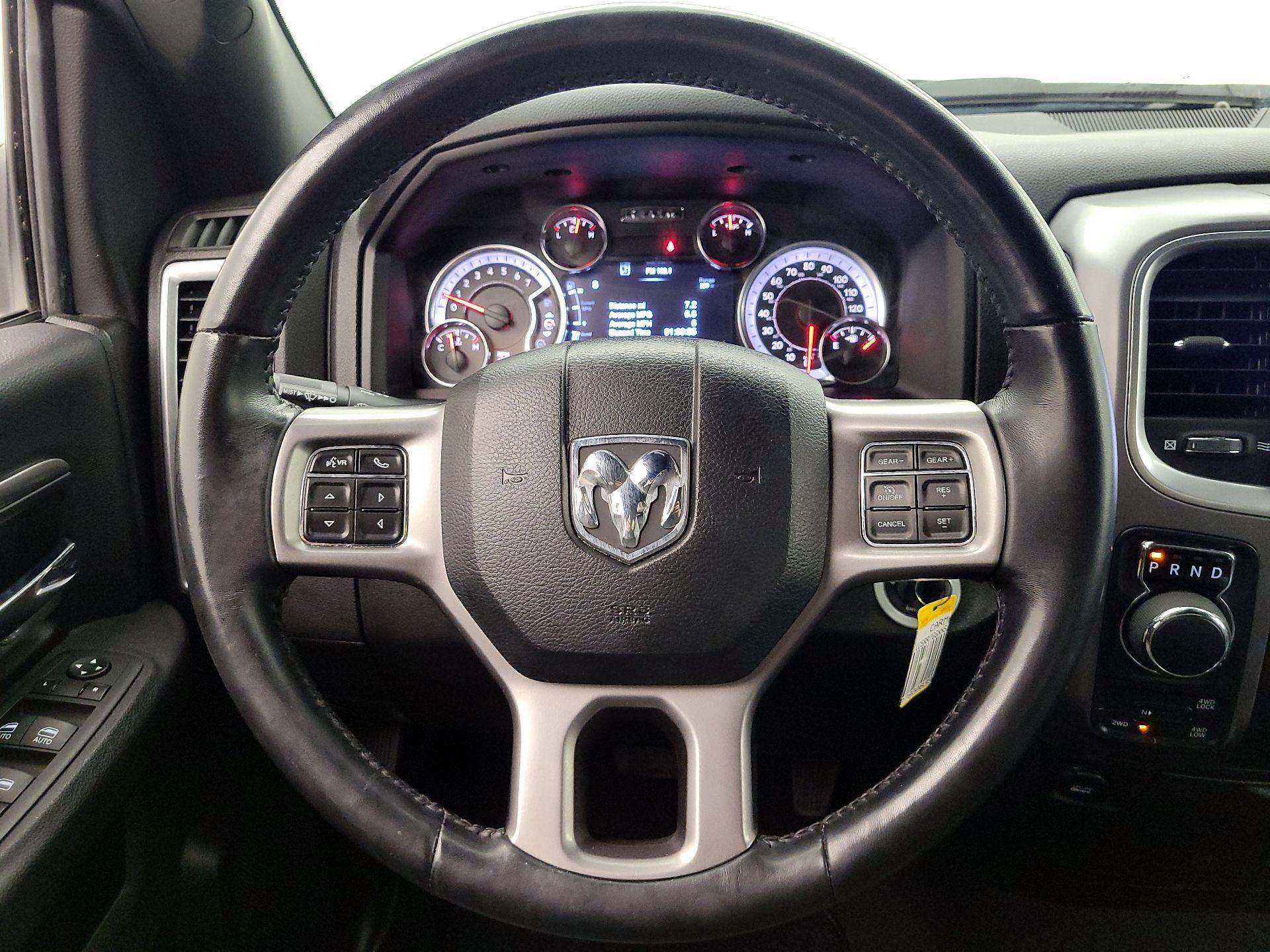 Thumbnail: 2022 RAM 1500 Classic - 10