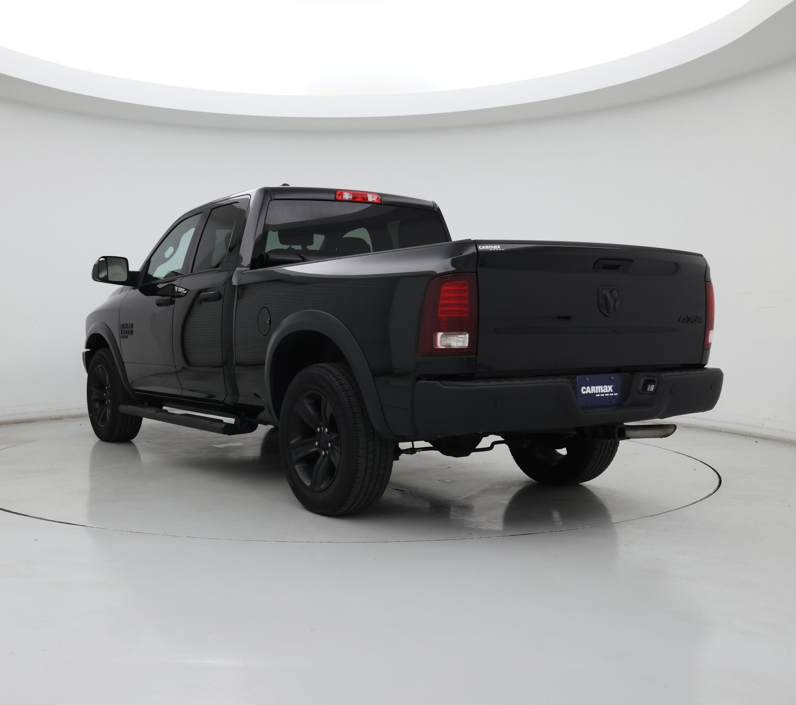 Thumbnail: 2022 RAM 1500 Classic - 2