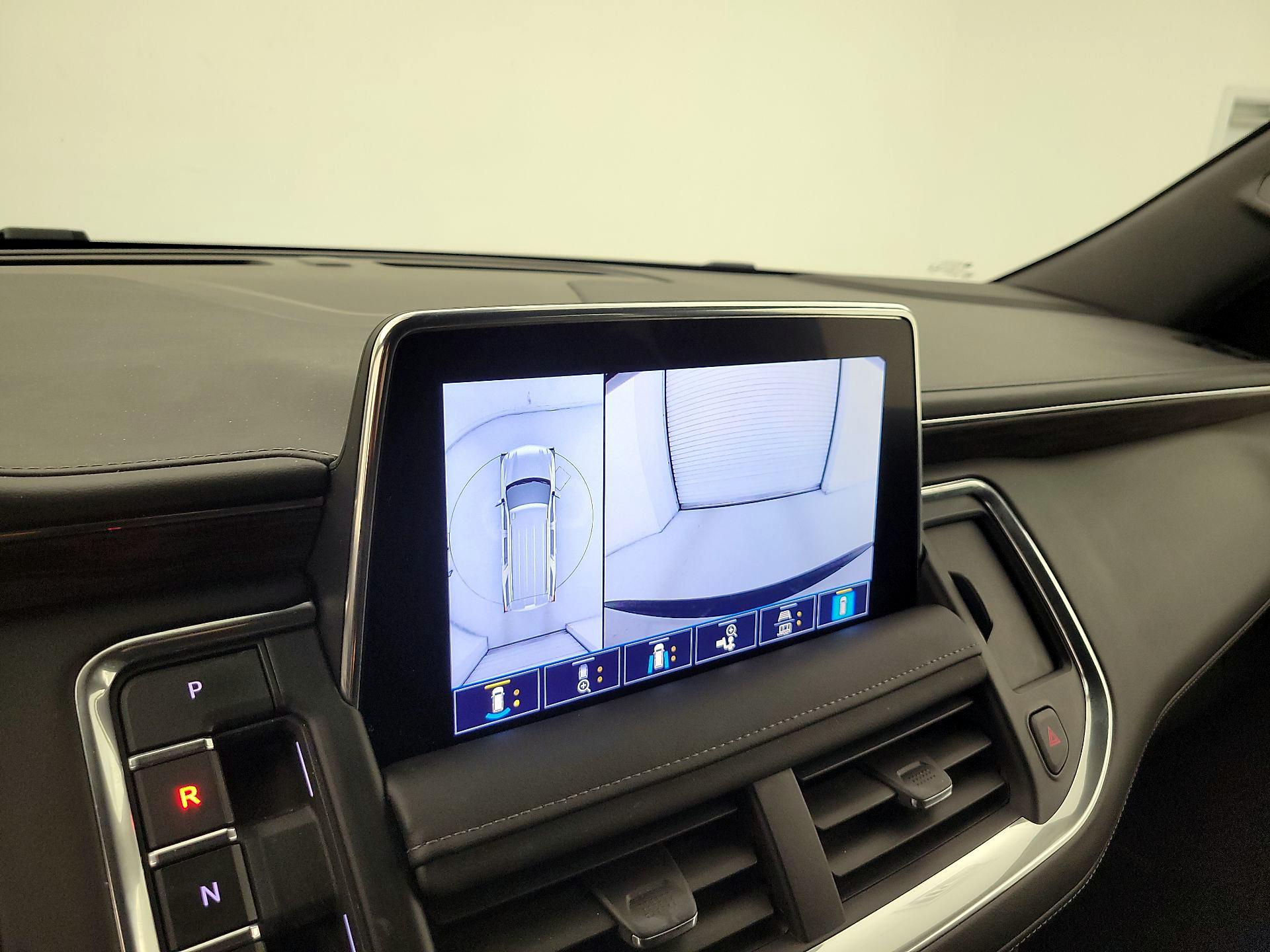 Thumbnail: 2021 Chevrolet Tahoe - 15