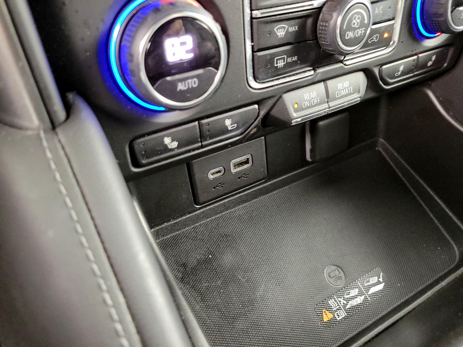 Thumbnail: 2021 Chevrolet Tahoe - 19