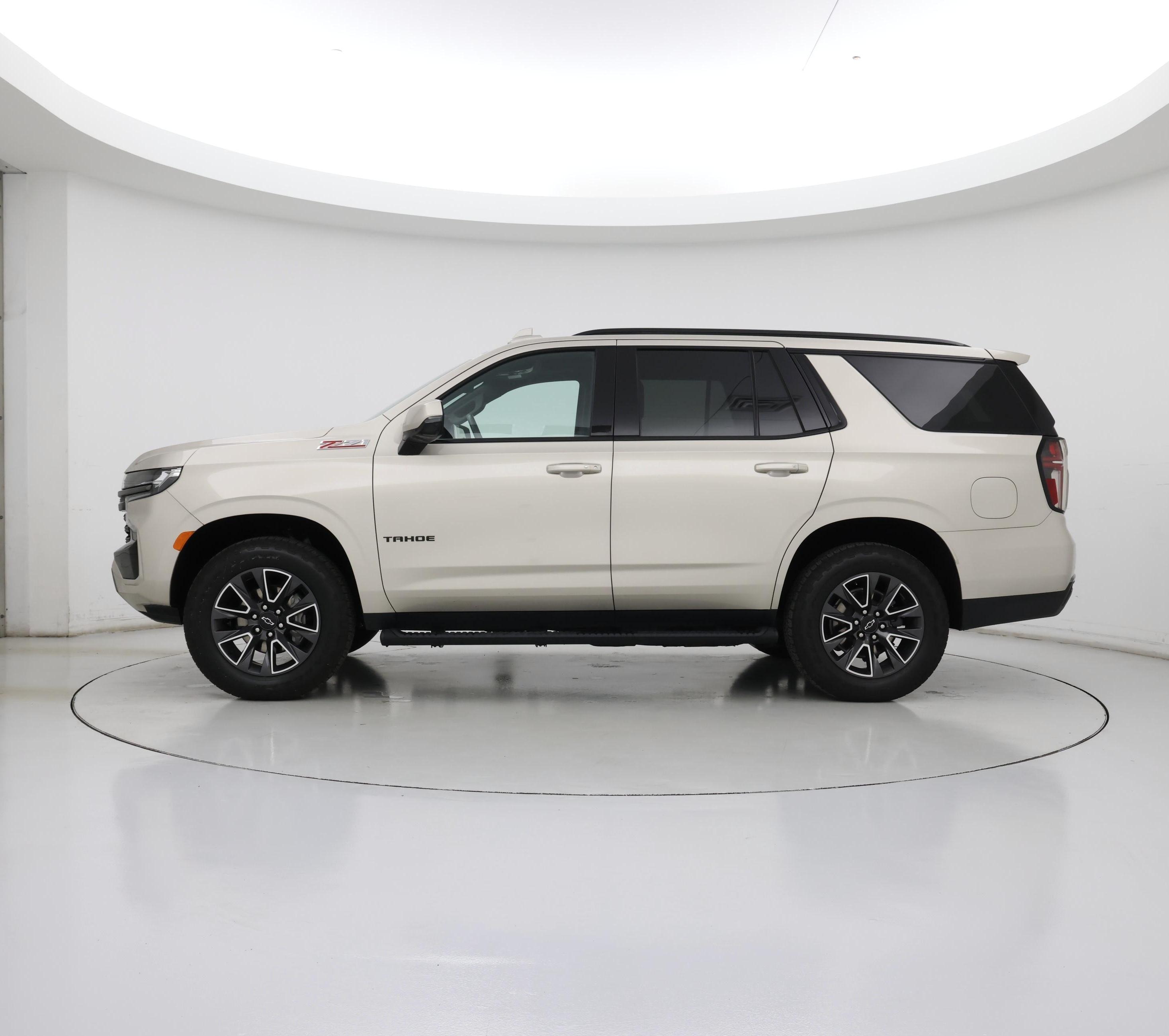 Thumbnail: 2021 Chevrolet Tahoe - 3
