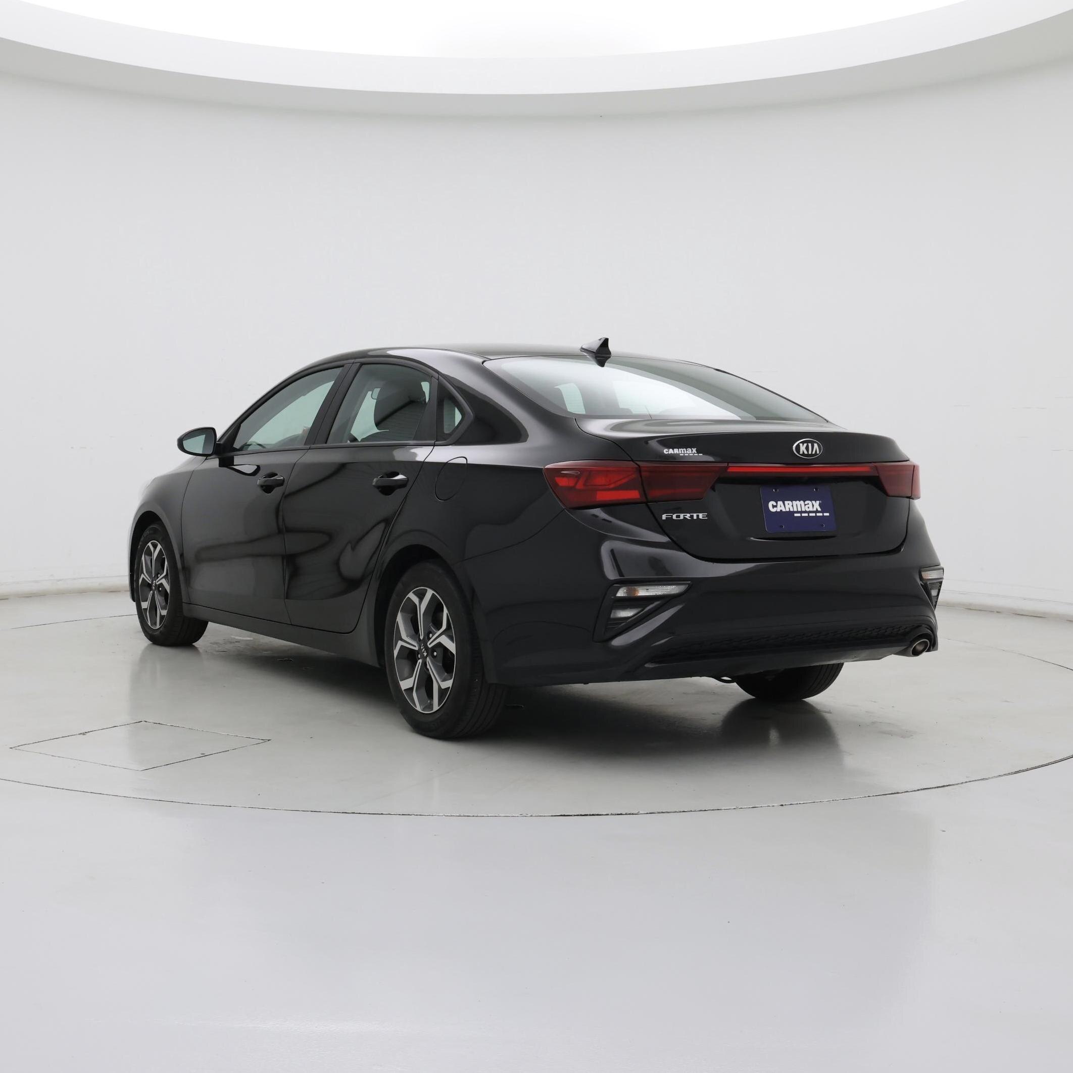 Thumbnail: 2021 Kia Forte - 2