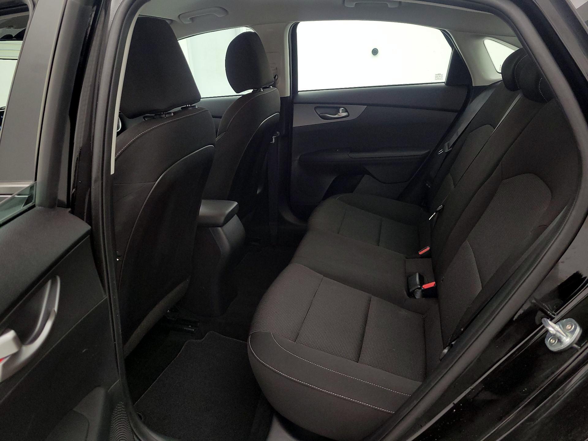Thumbnail: 2021 Kia Forte - 19