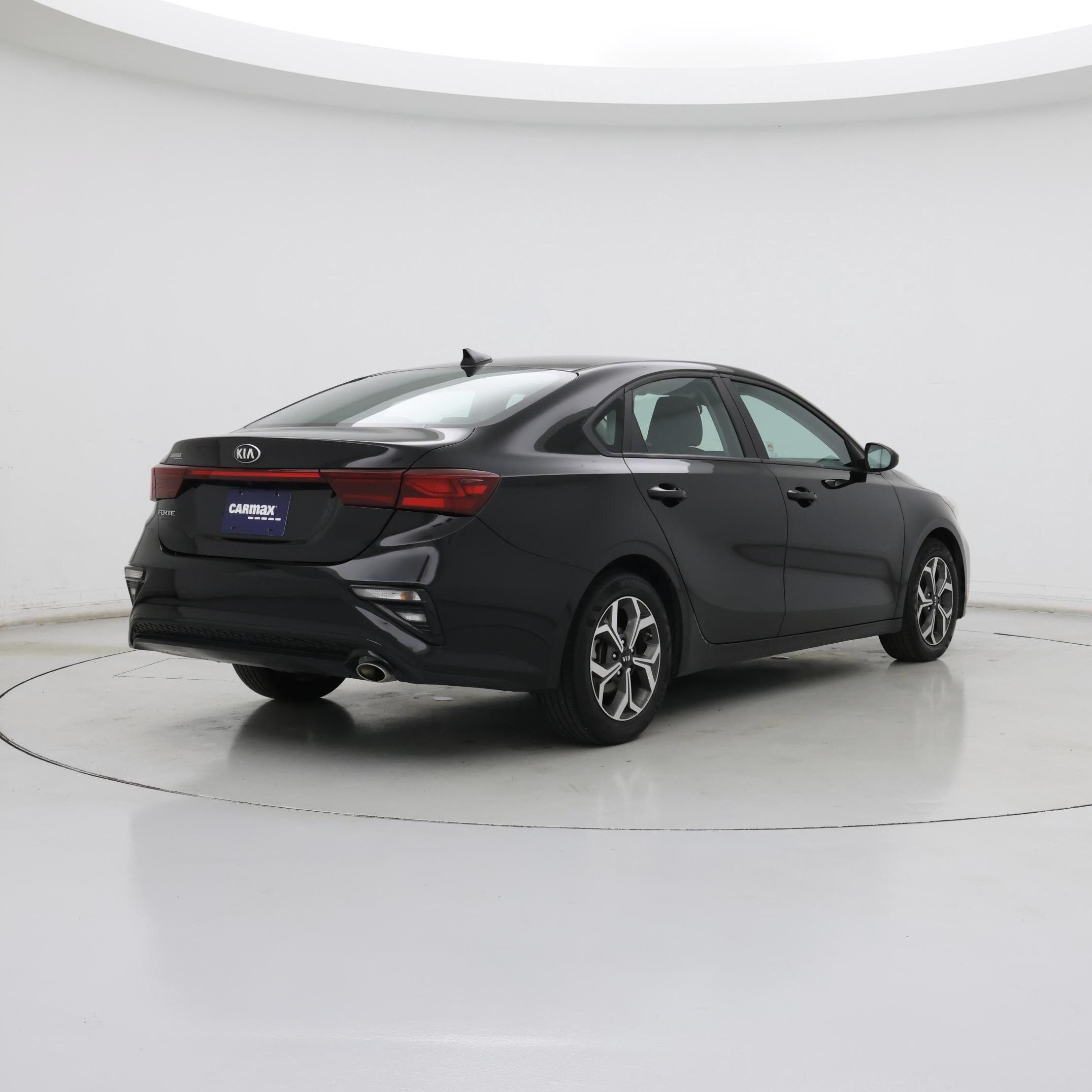 Thumbnail: 2021 Kia Forte - 8
