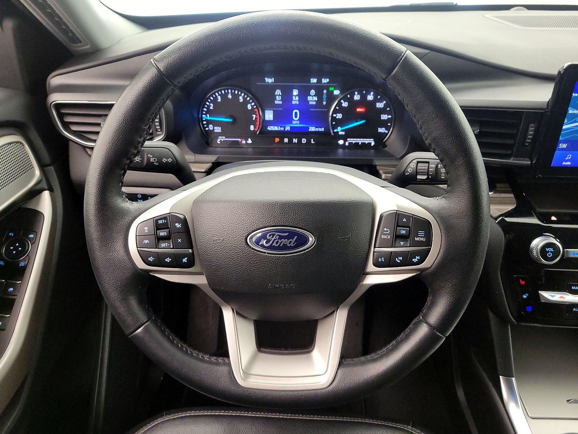 Thumbnail: 2023 Ford Explorer - 10