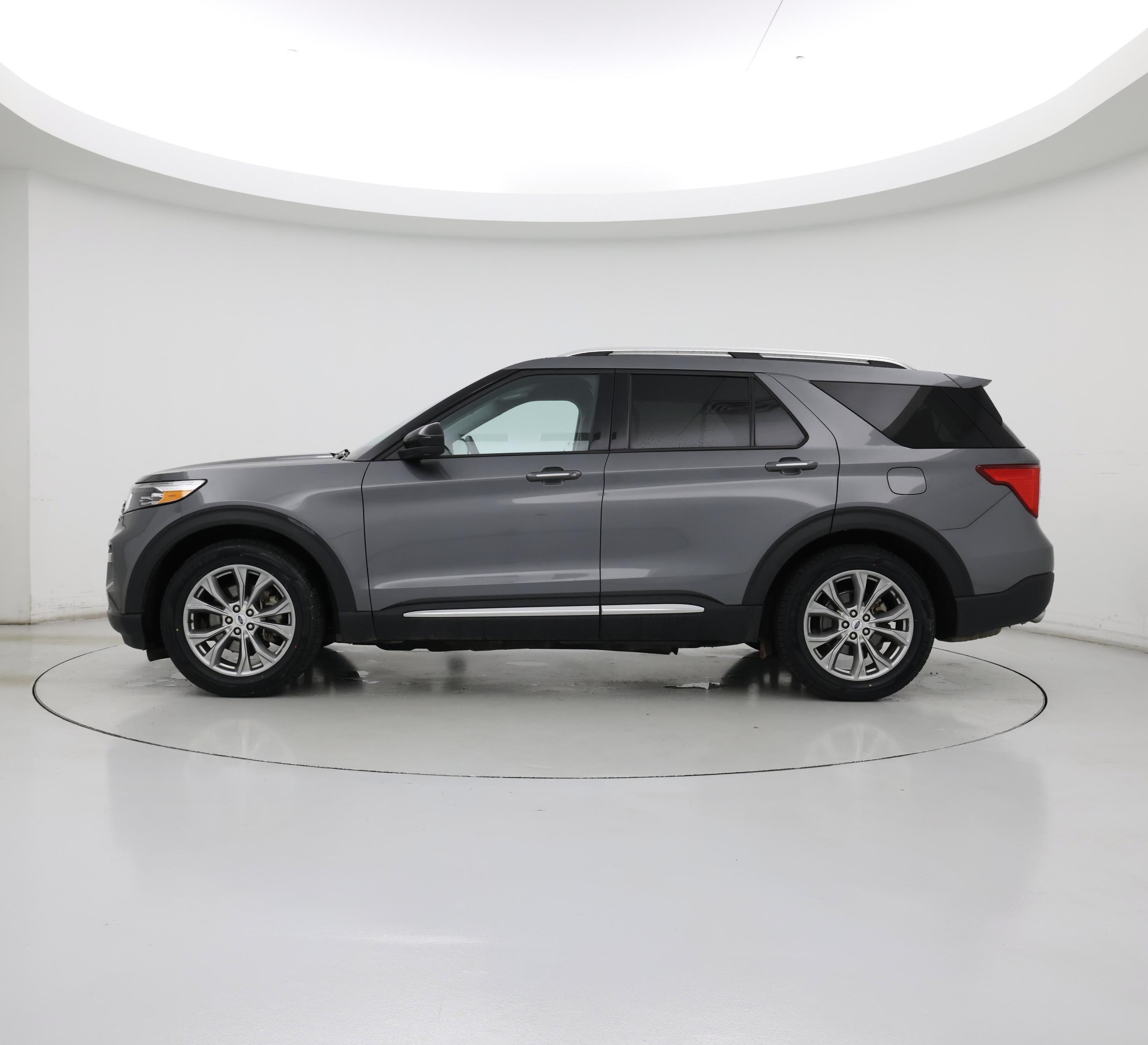 Thumbnail: 2023 Ford Explorer - 3