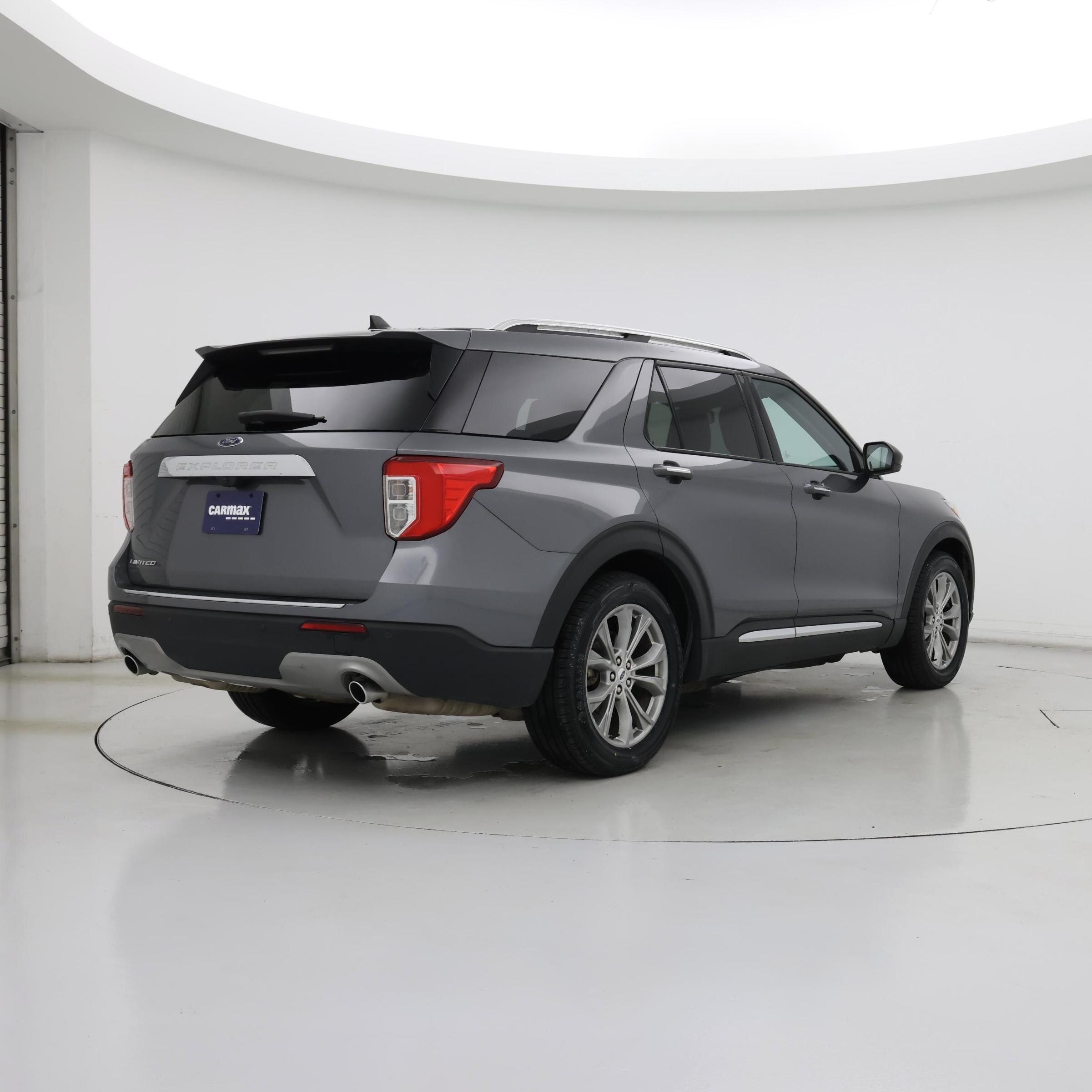Thumbnail: 2023 Ford Explorer - 8