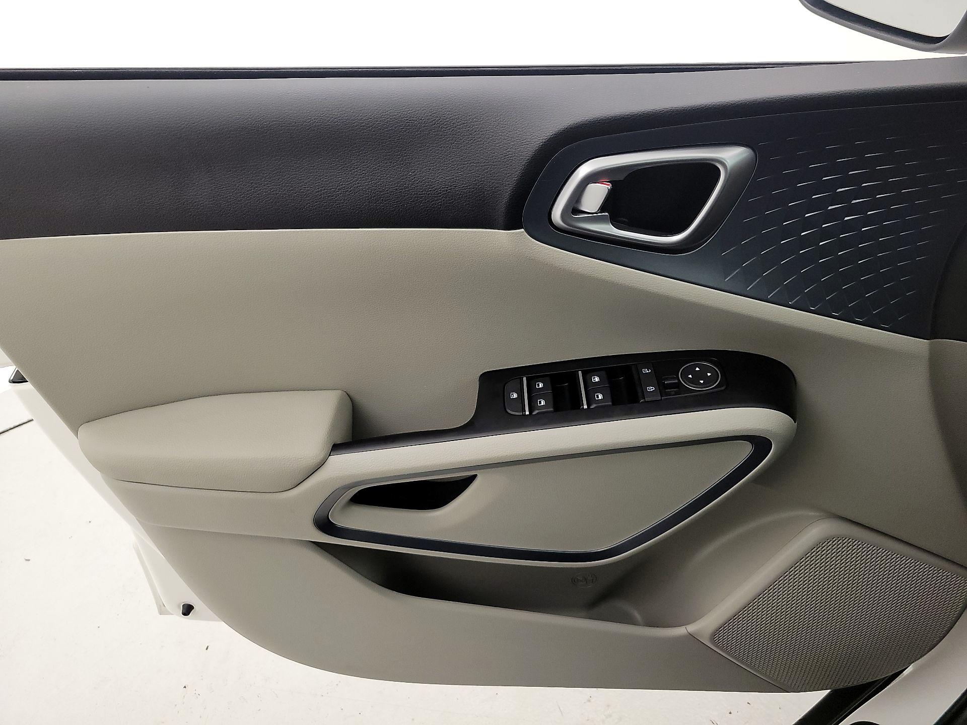 Thumbnail: 2024 Kia Soul - 12